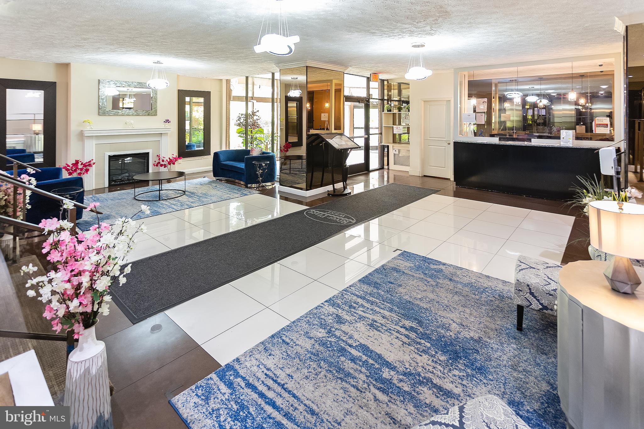1111 Arlington BOULEVARD Unit: 318