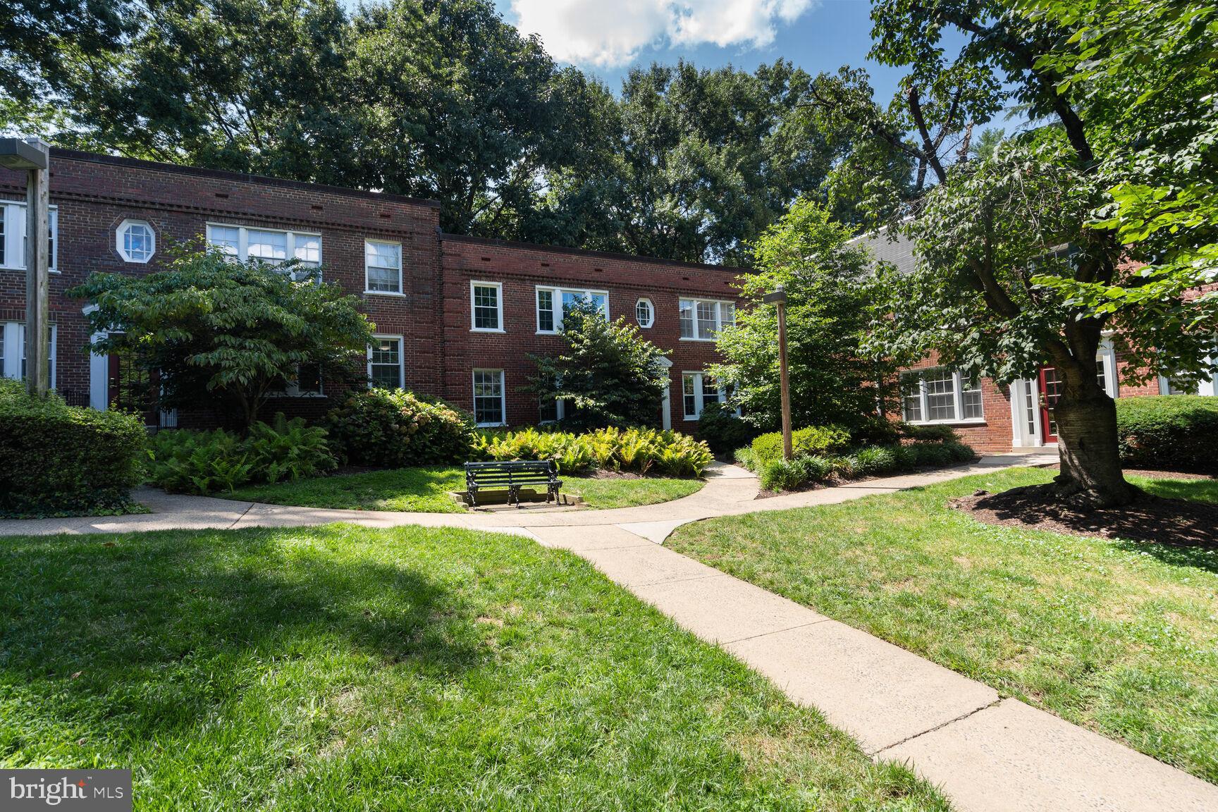 1920 N Rhodes STREET Unit: 74