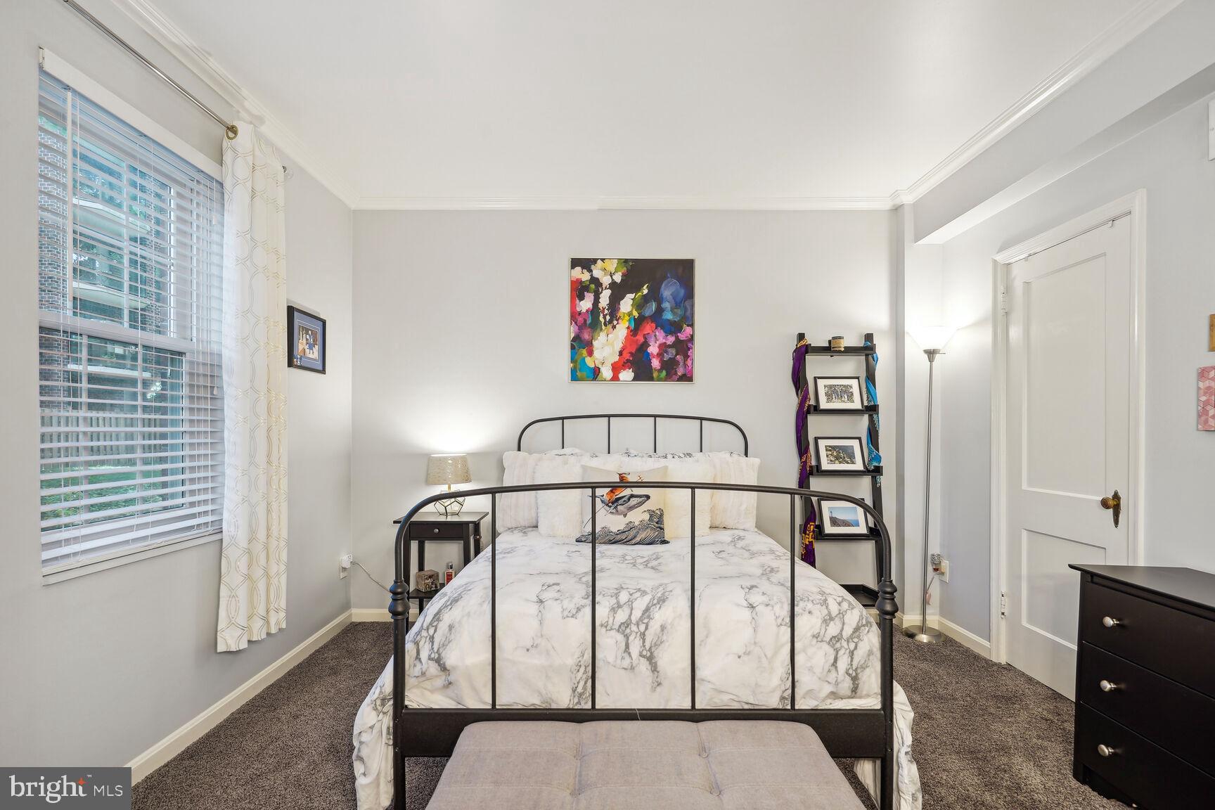1920 N Rhodes STREET Unit: 74