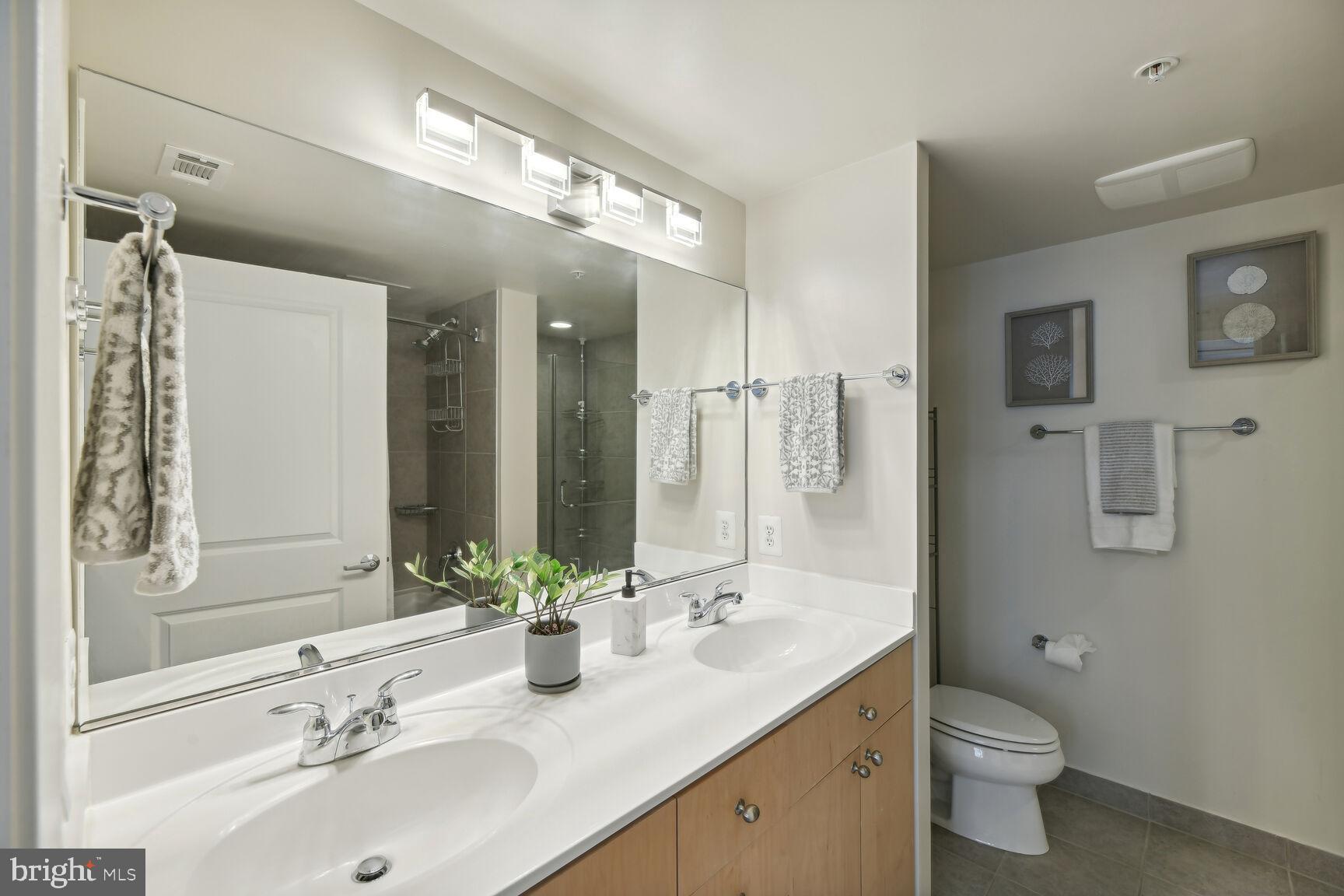 820 N Pollard STREET Unit: 609