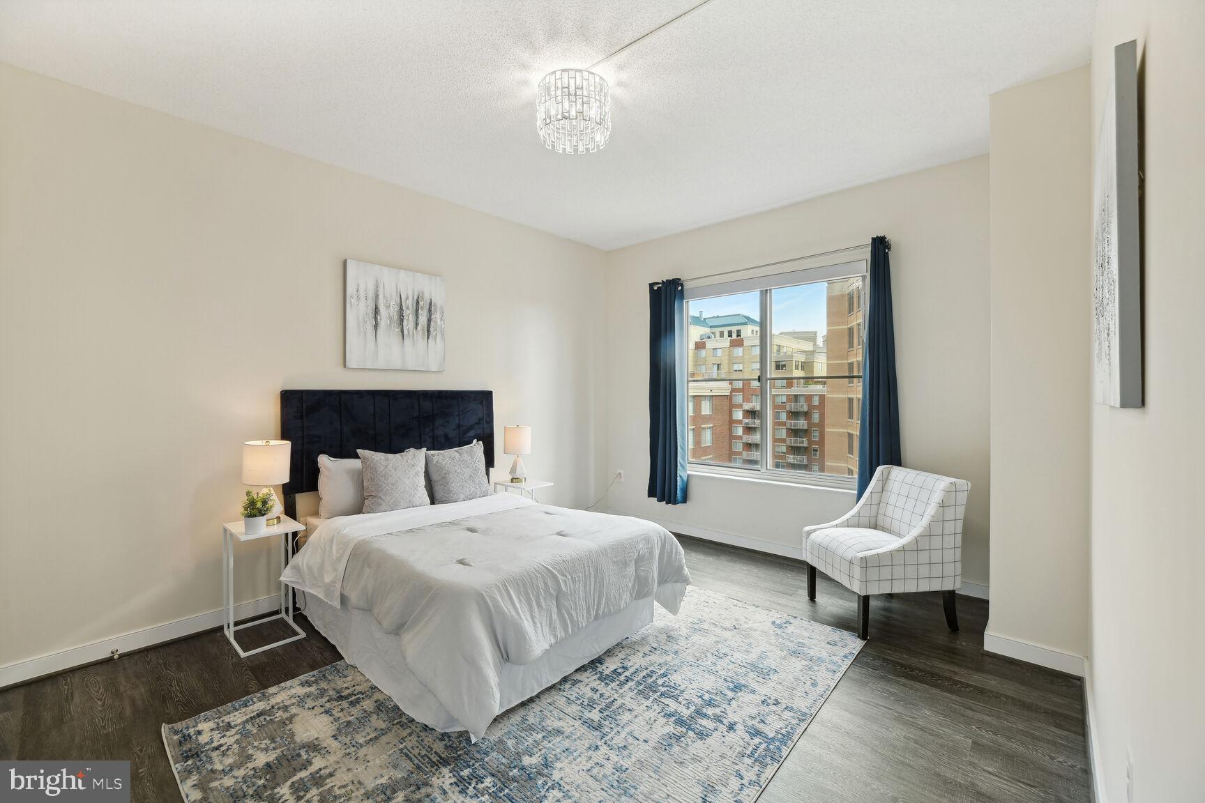 820 N Pollard STREET Unit: 609