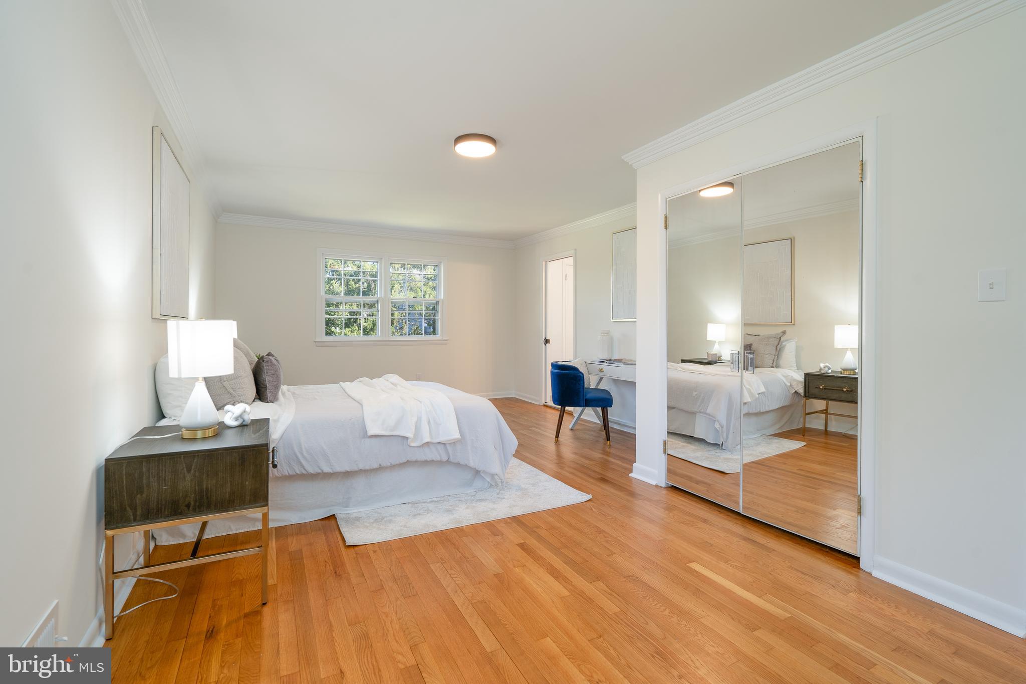 4891 Old Dominion DRIVE