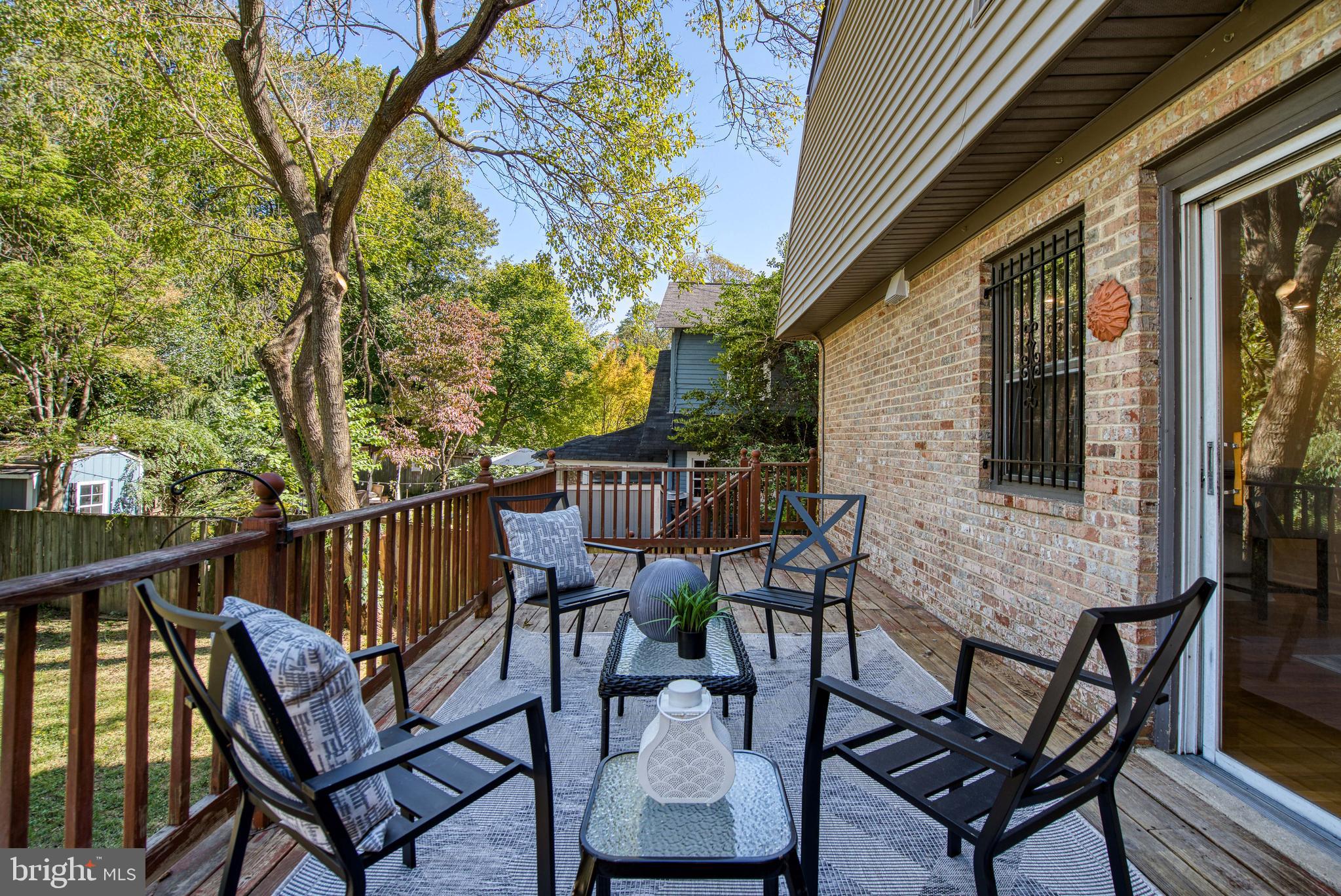 4891 Old Dominion DRIVE