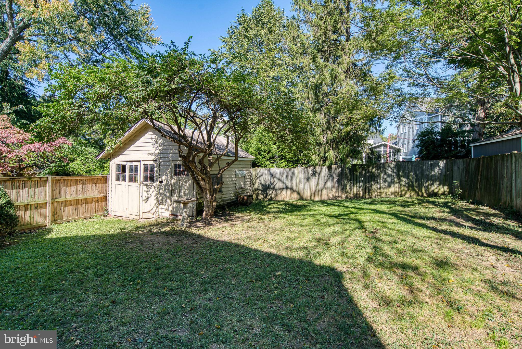 4891 Old Dominion DRIVE