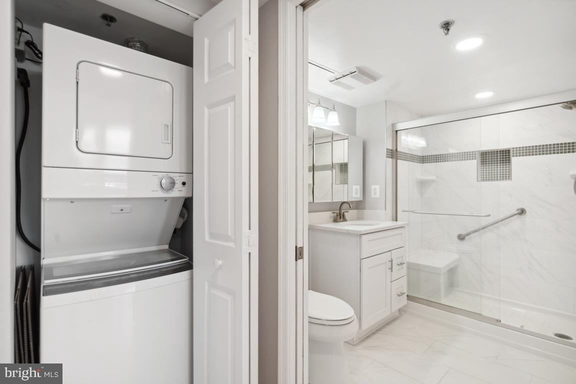 900 N Taylor STREET Unit: 2029