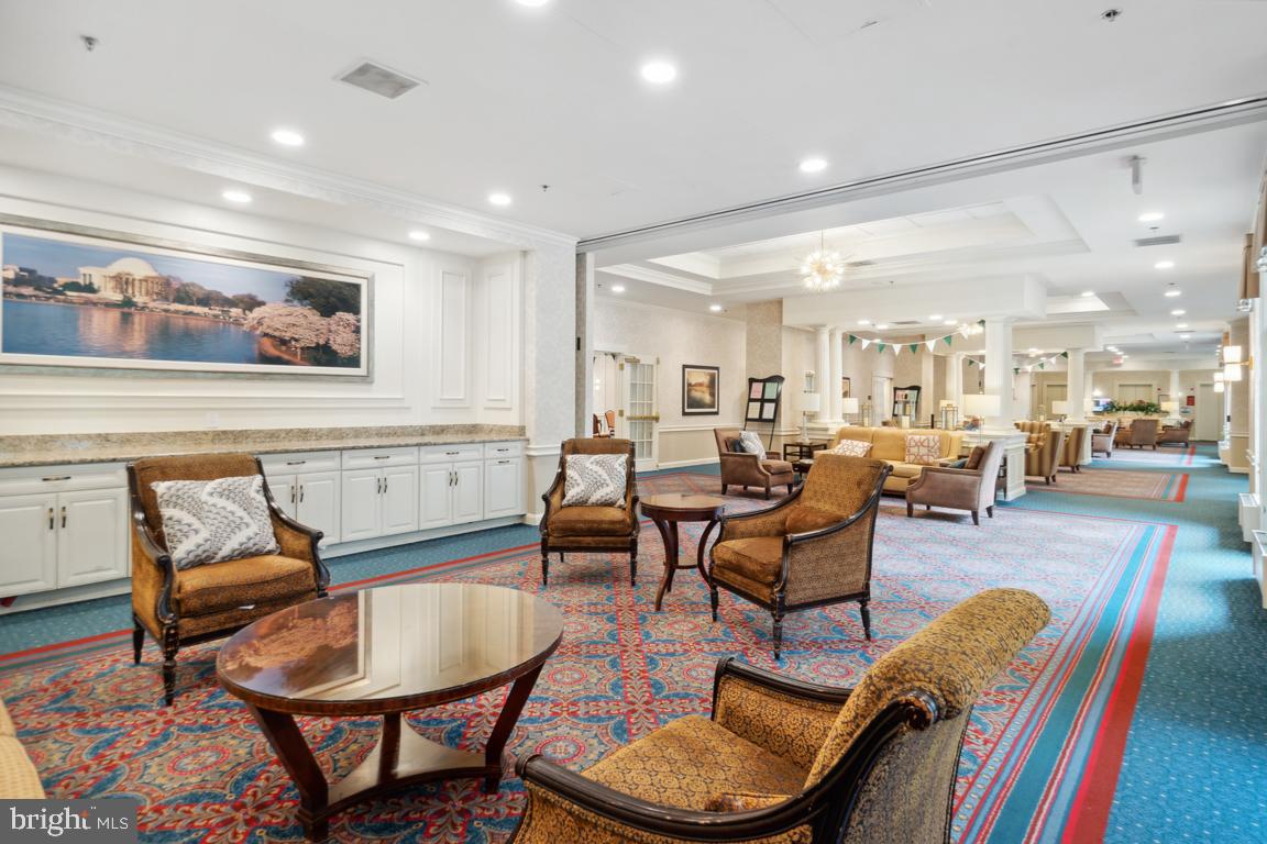 900 N Taylor STREET Unit: 2029