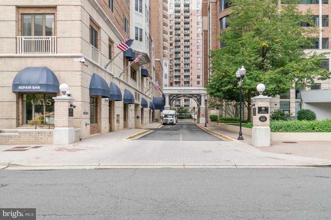900 N Taylor STREET Unit: 2029
