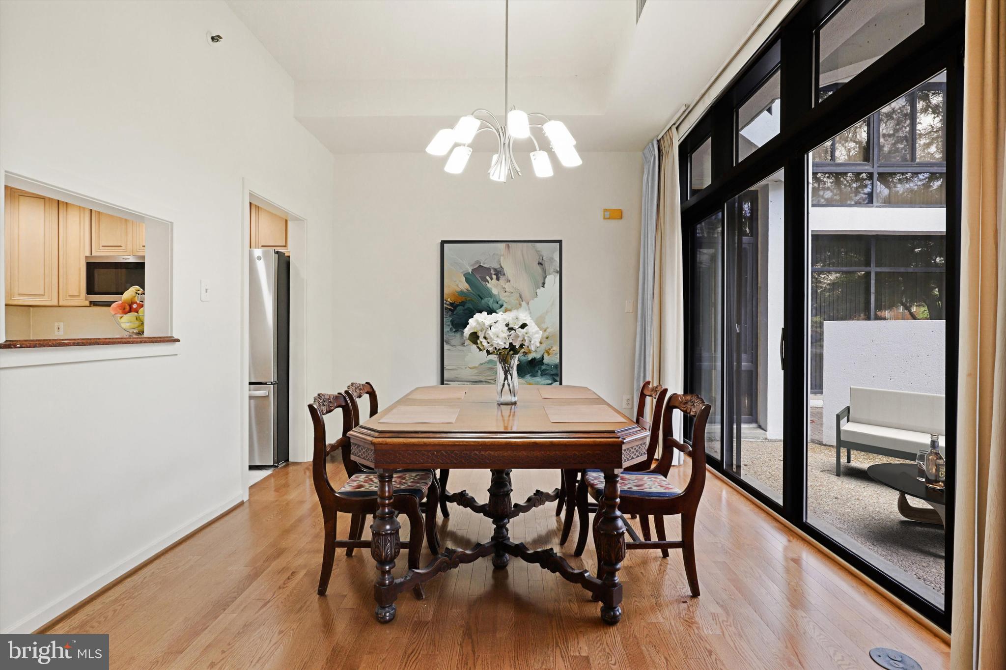 1530 Key BOULEVARD Unit: 106