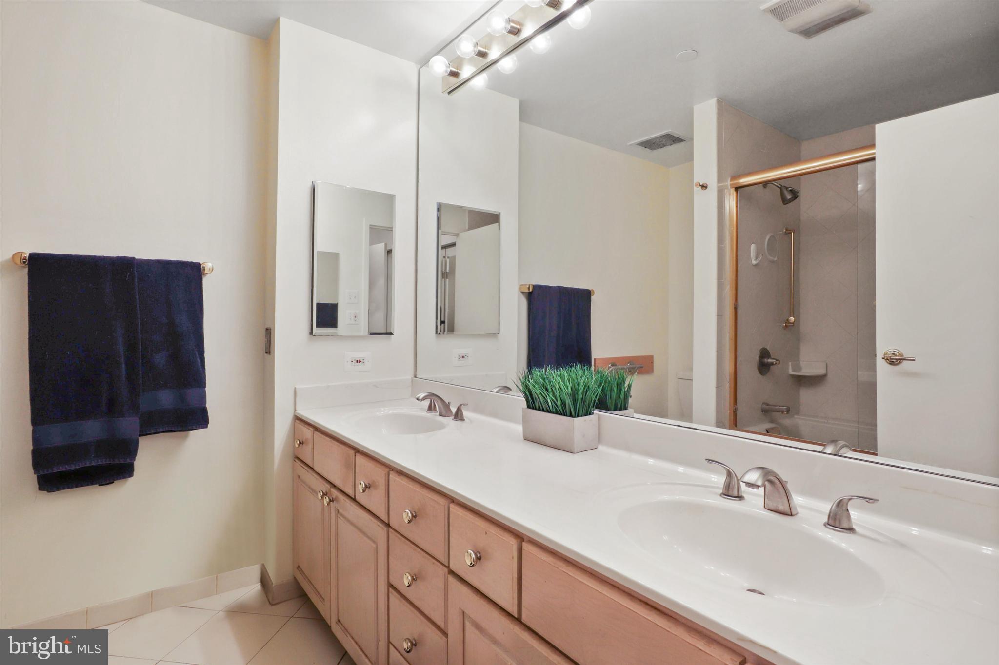 1530 Key BOULEVARD Unit: 106