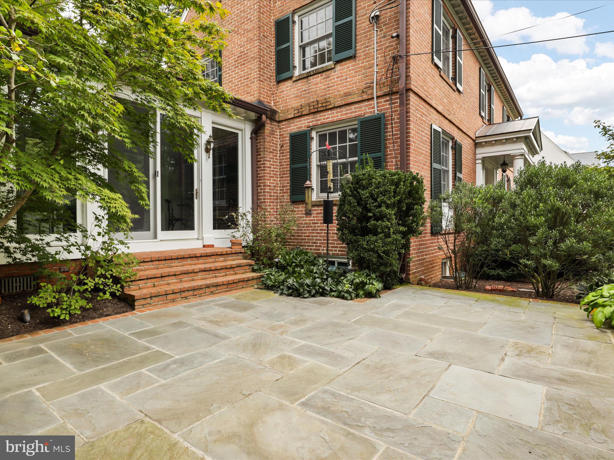 3409 N ALBEMARLE STREET N