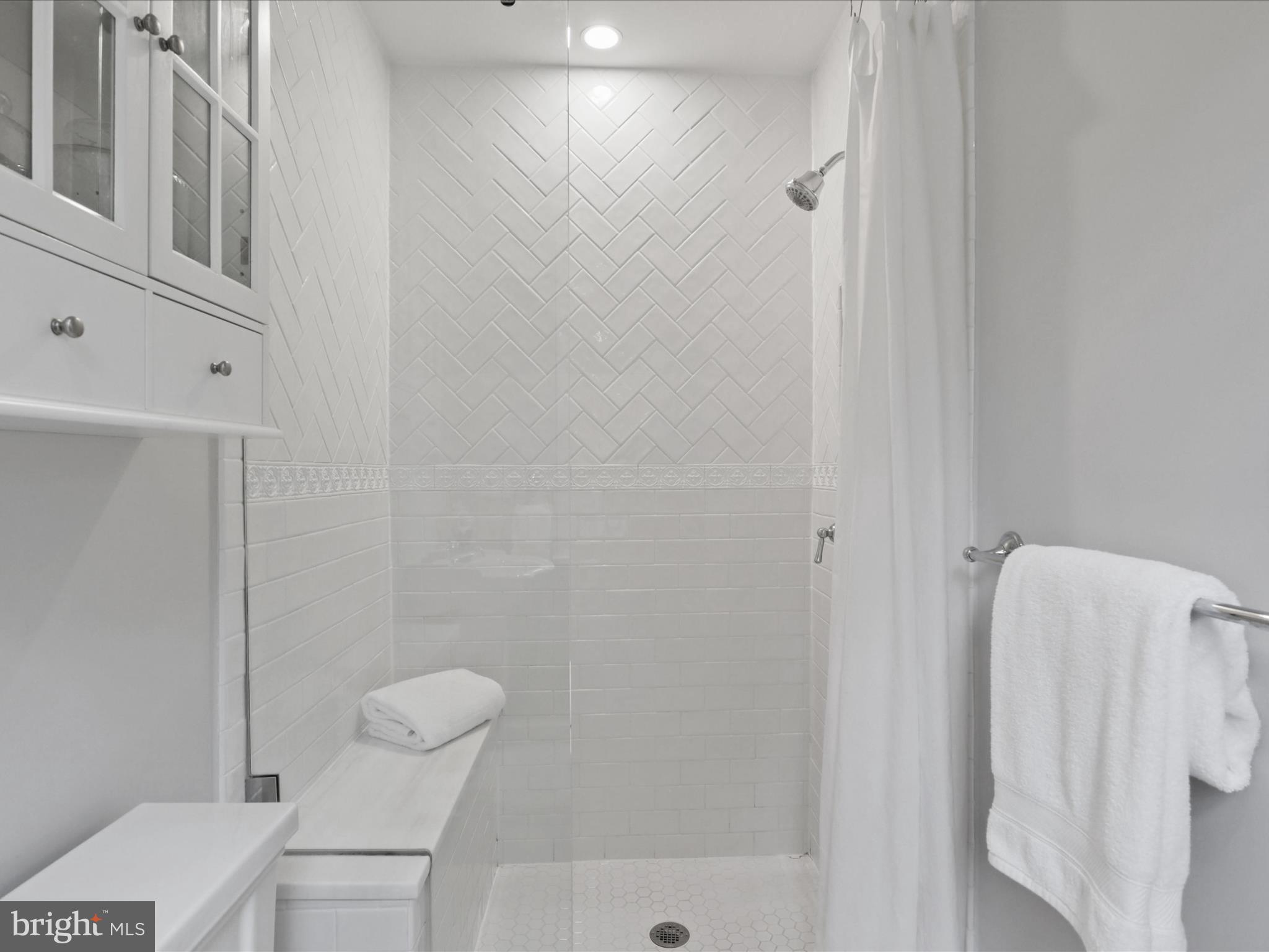 3409 N ALBEMARLE STREET N