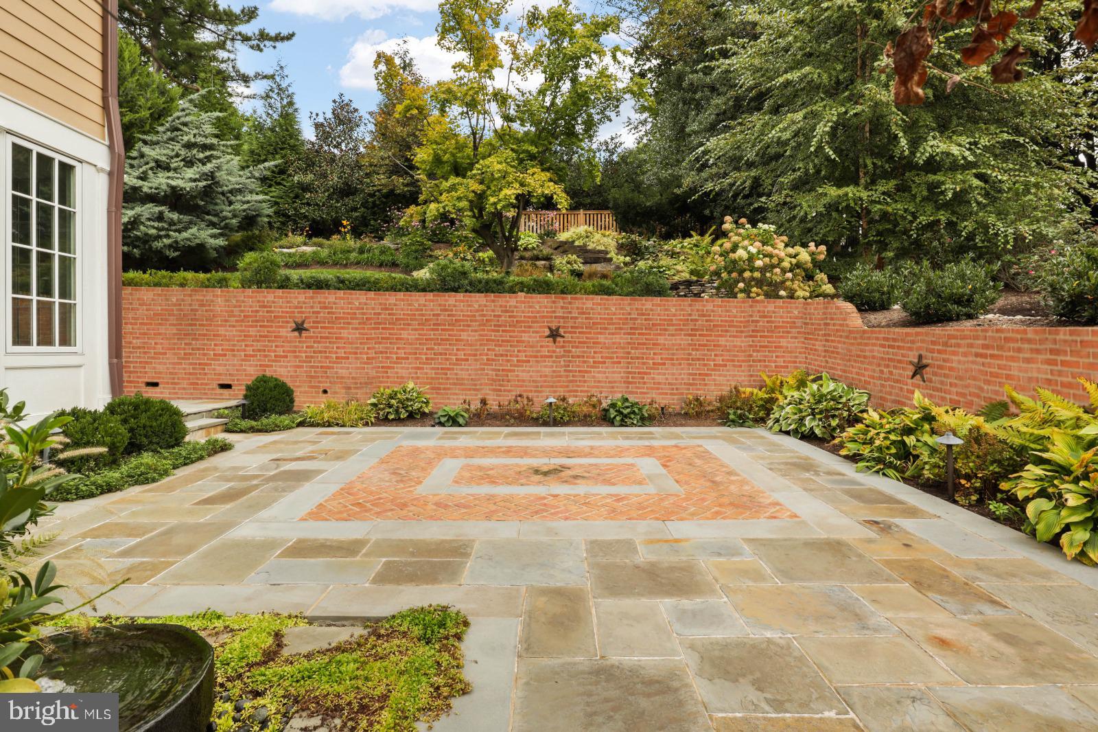 3409 N ALBEMARLE STREET N