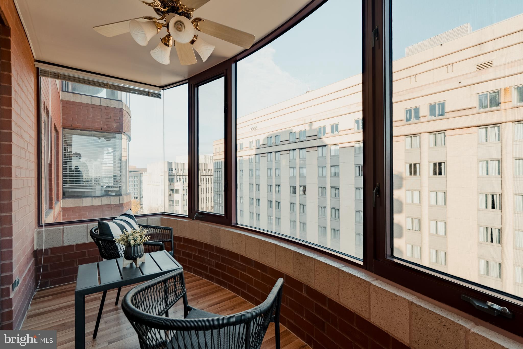 2400 Clarendon BOULEVARD Unit: 808