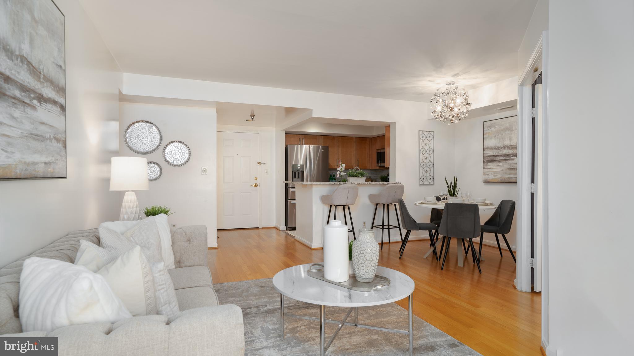 2400 Clarendon BOULEVARD Unit: 808
