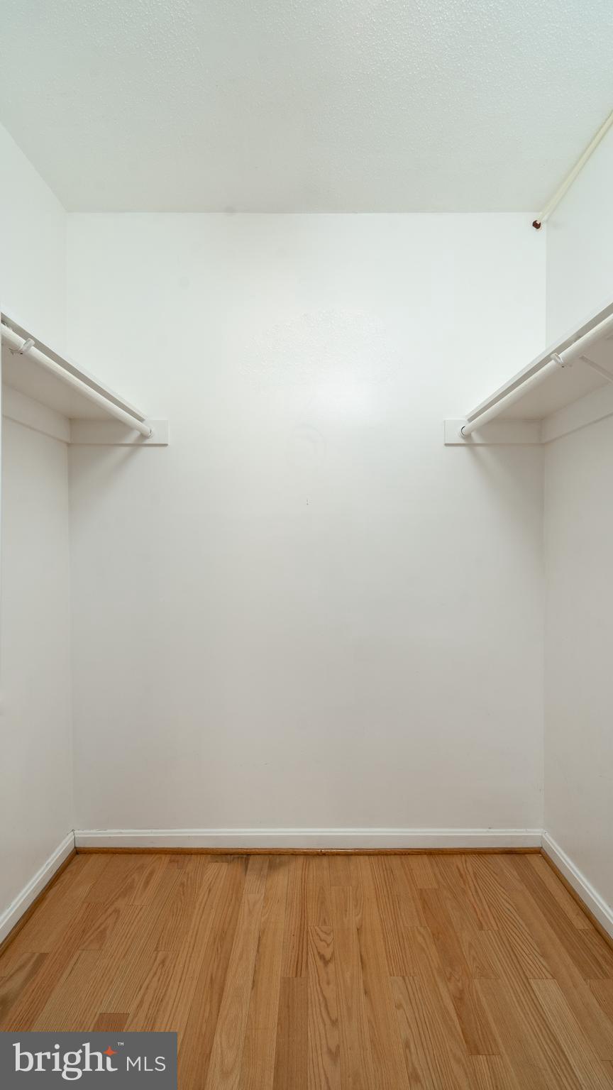 2400 Clarendon BOULEVARD Unit: 808