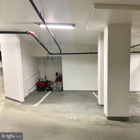 2400 Clarendon BOULEVARD Unit: 808