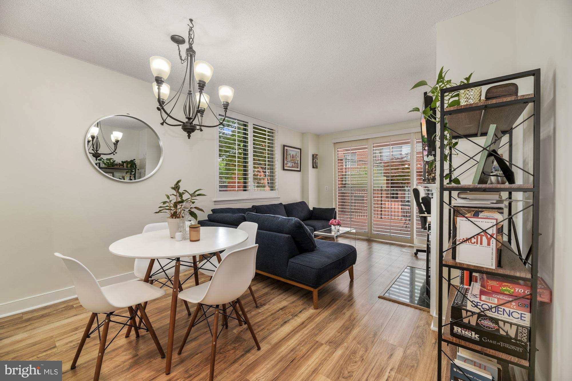 1045 N Utah STREET Unit: 2-109