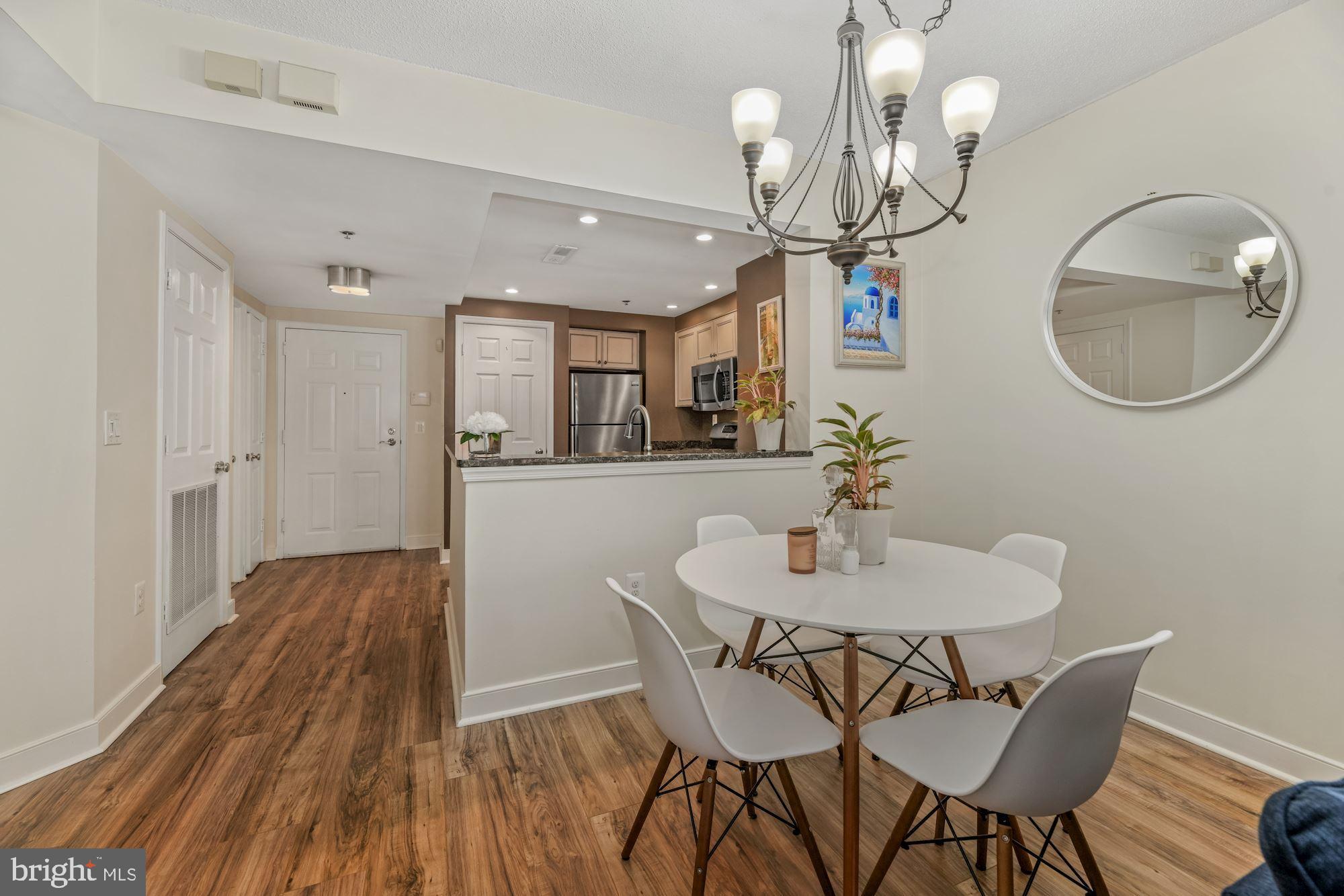 1045 N Utah STREET Unit: 2-109
