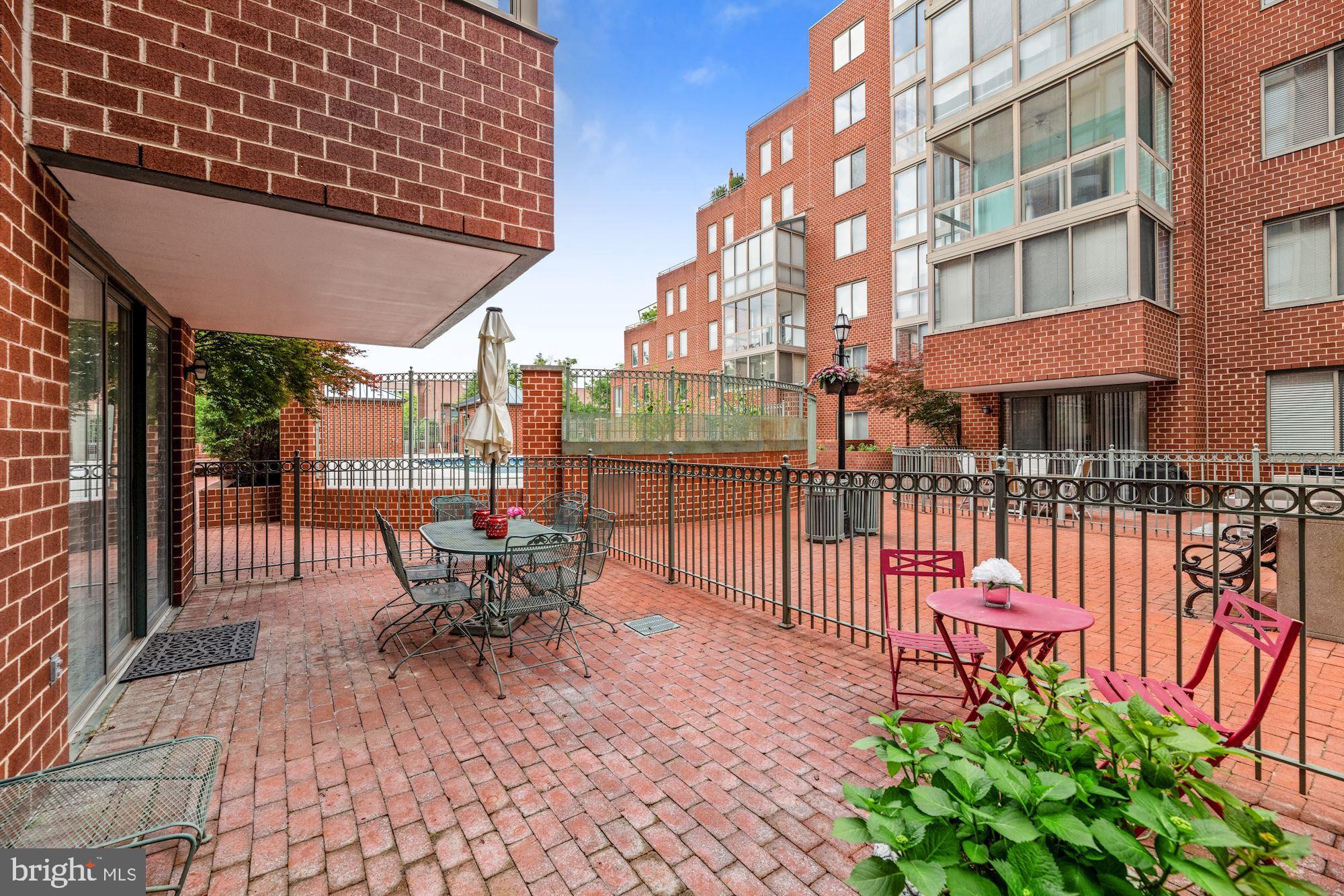 1045 N Utah STREET Unit: 2-109