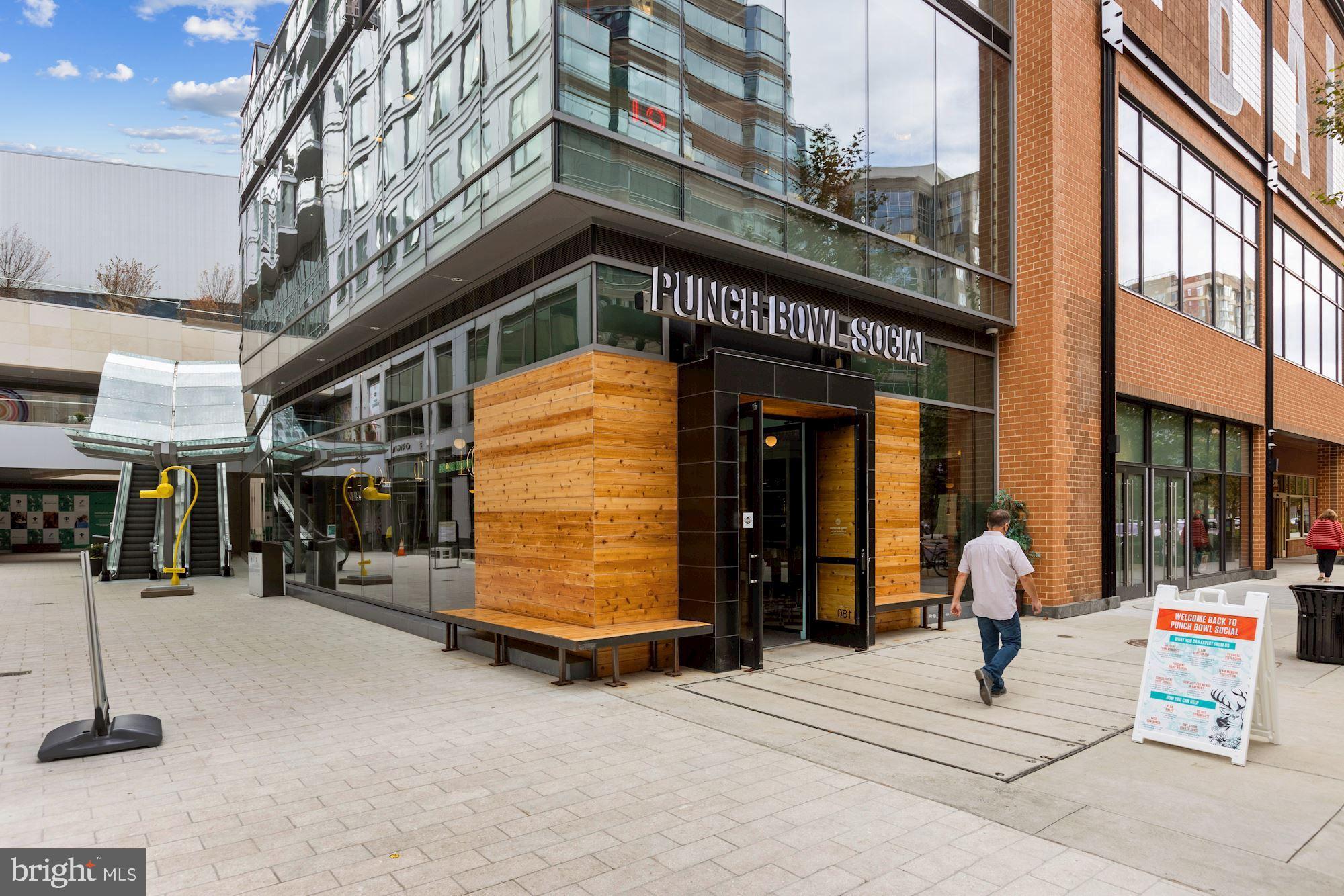 1045 N Utah STREET Unit: 2-109