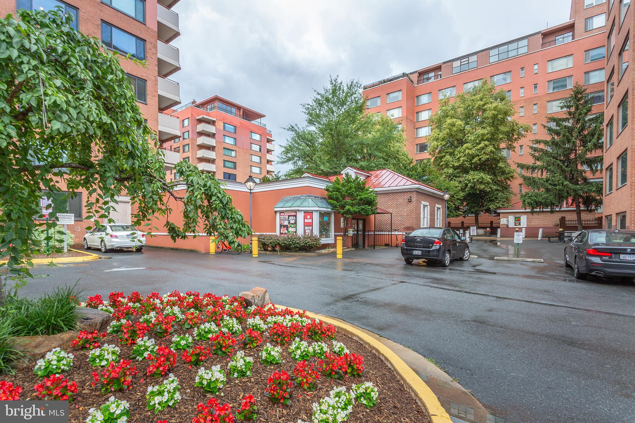 1121 Arlington Boulevard Unit: 123