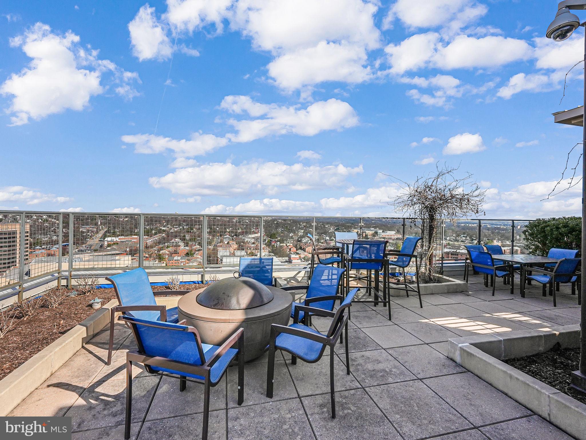 851 N Glebe Rd #514