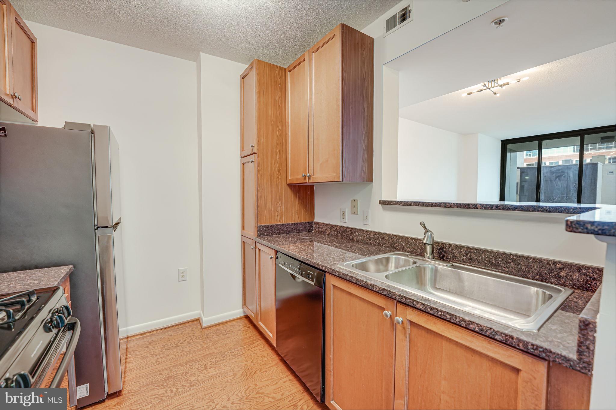 851 N Glebe Rd #514