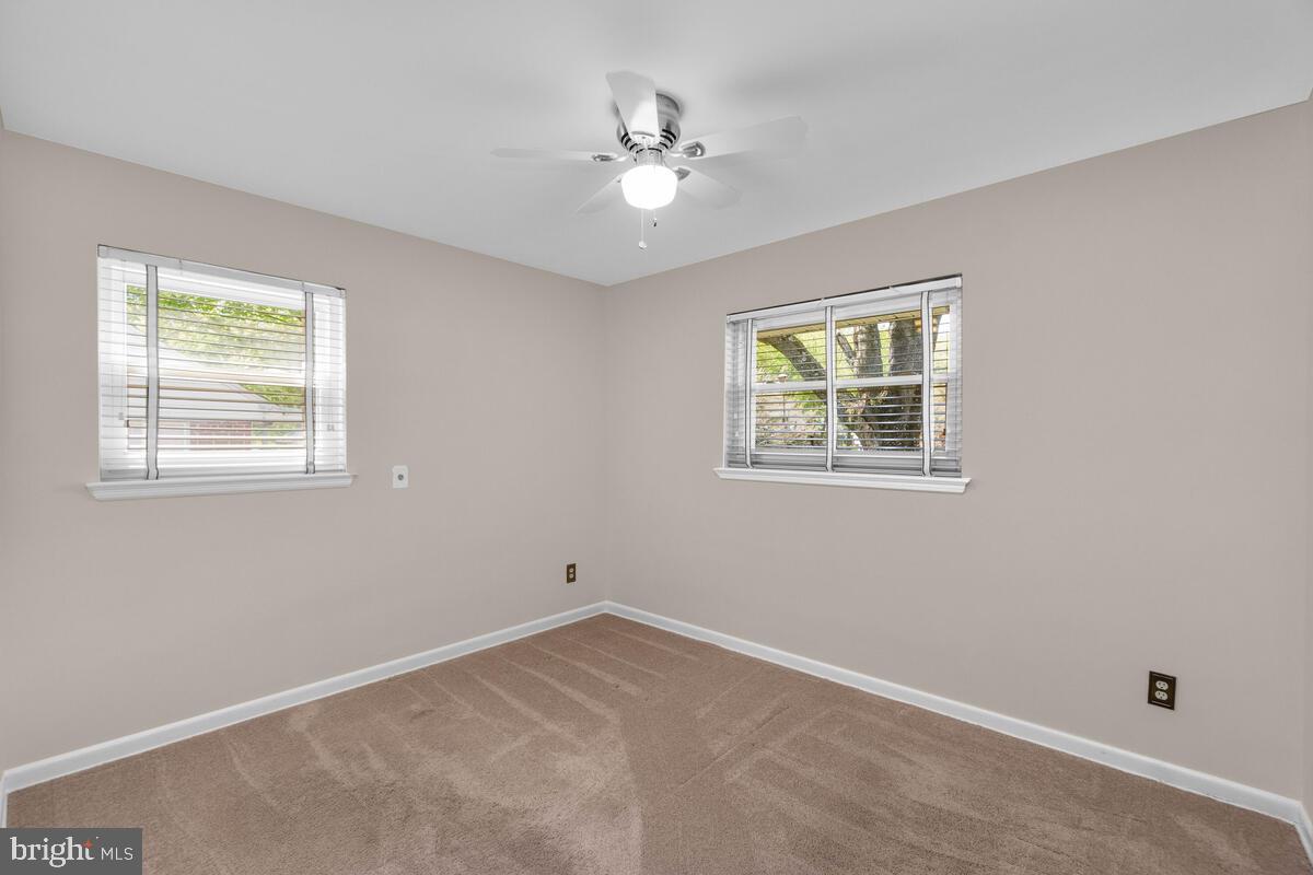 1 S Edison St