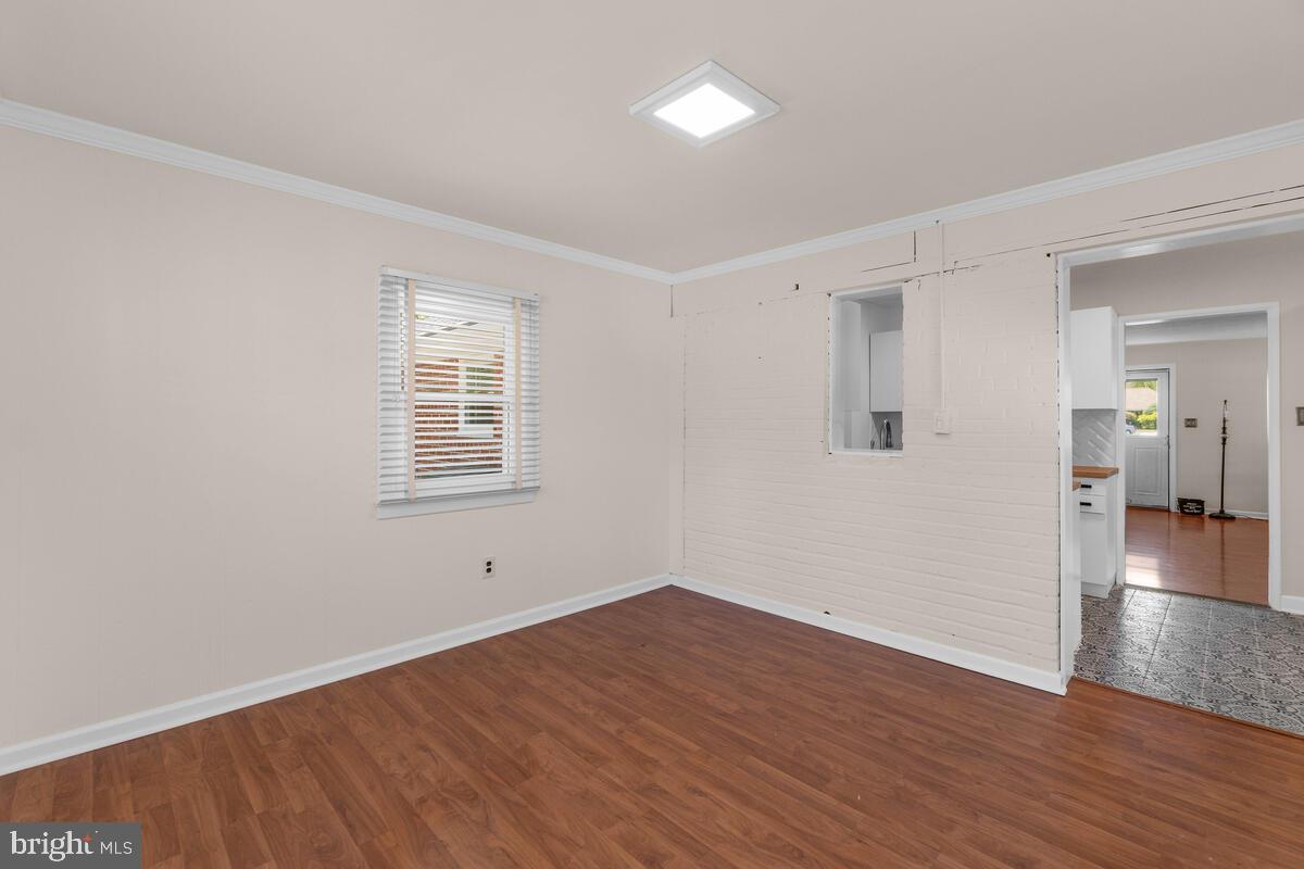 1 S Edison St