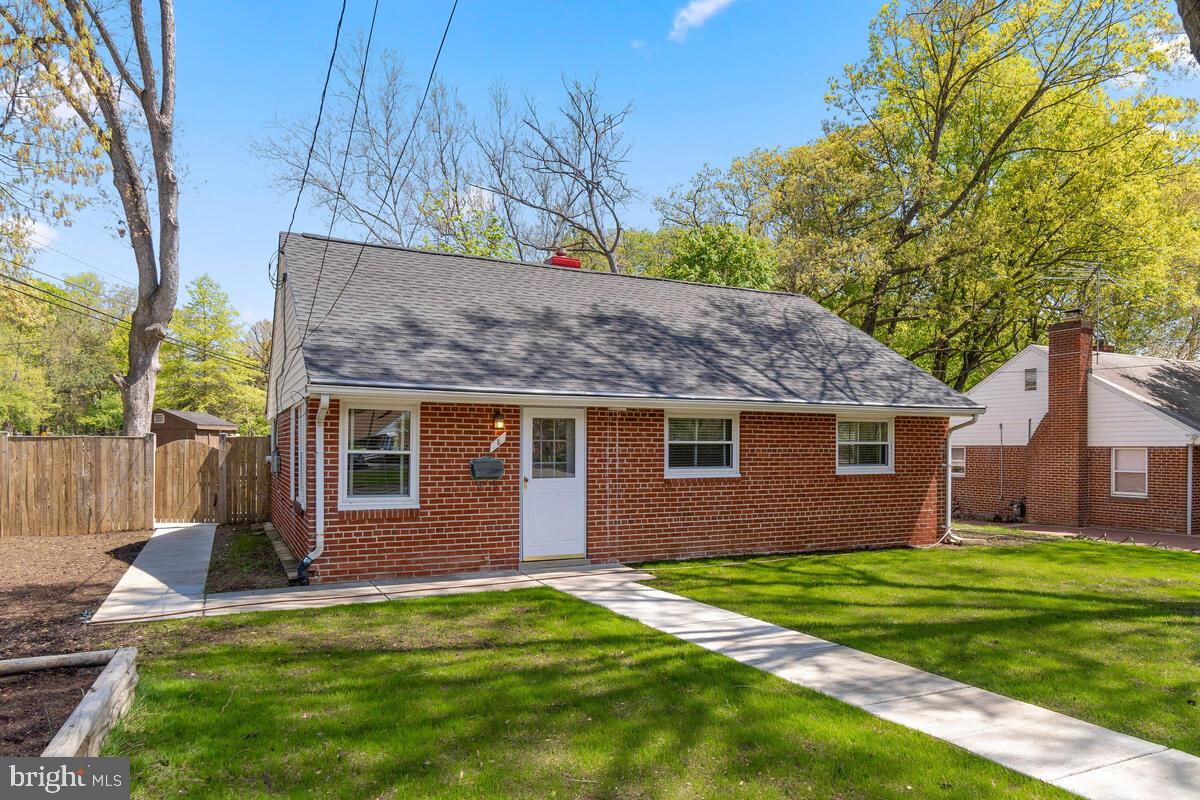 1 S Edison St