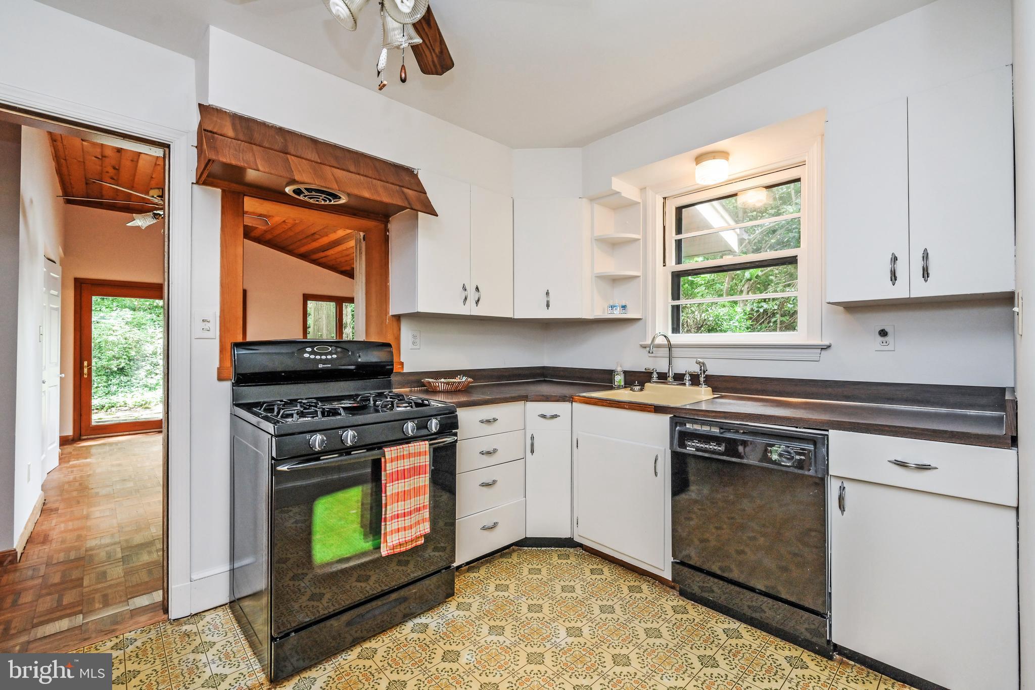 4122 26th Rd N
