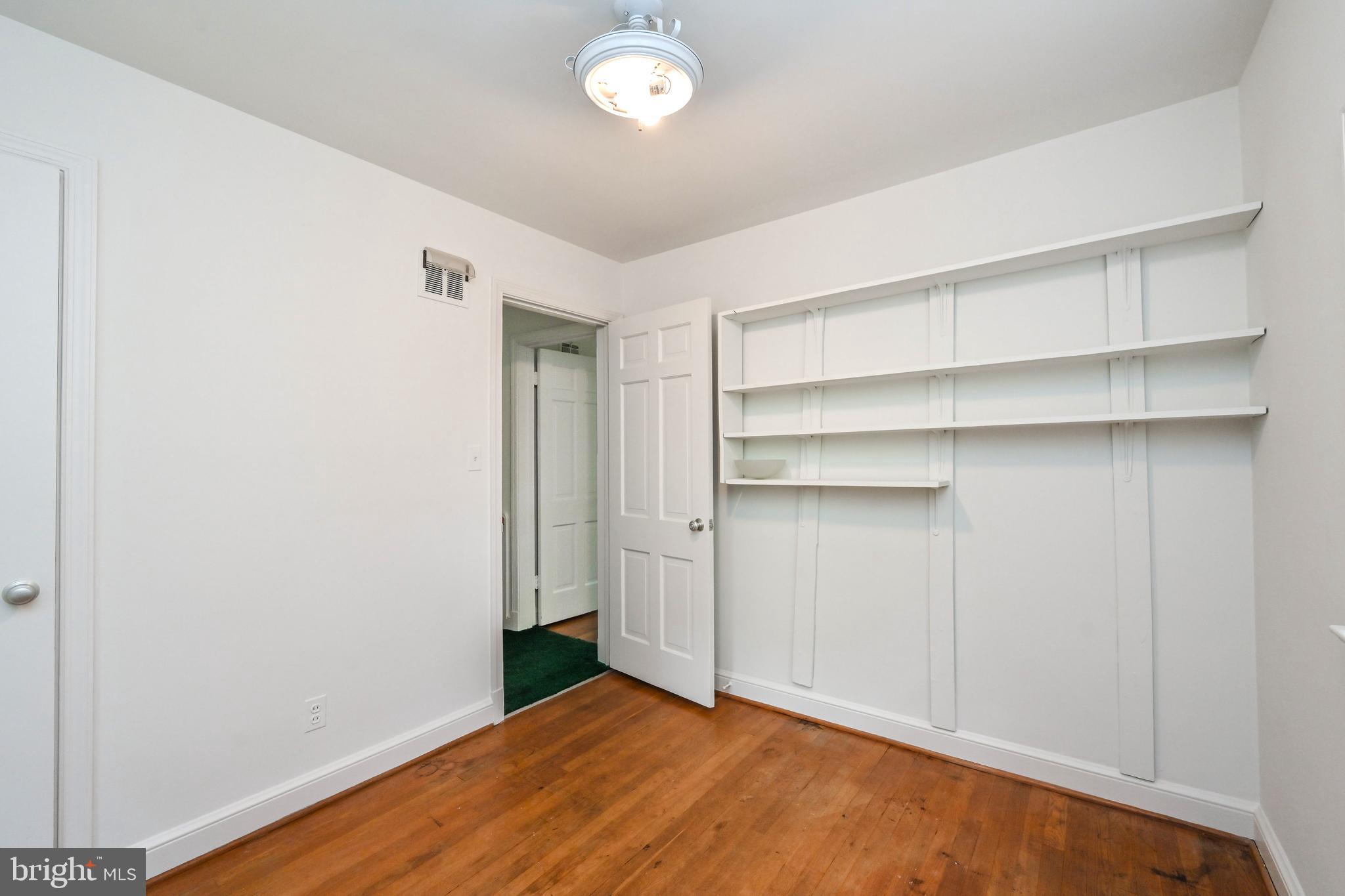 4122 26th Rd N