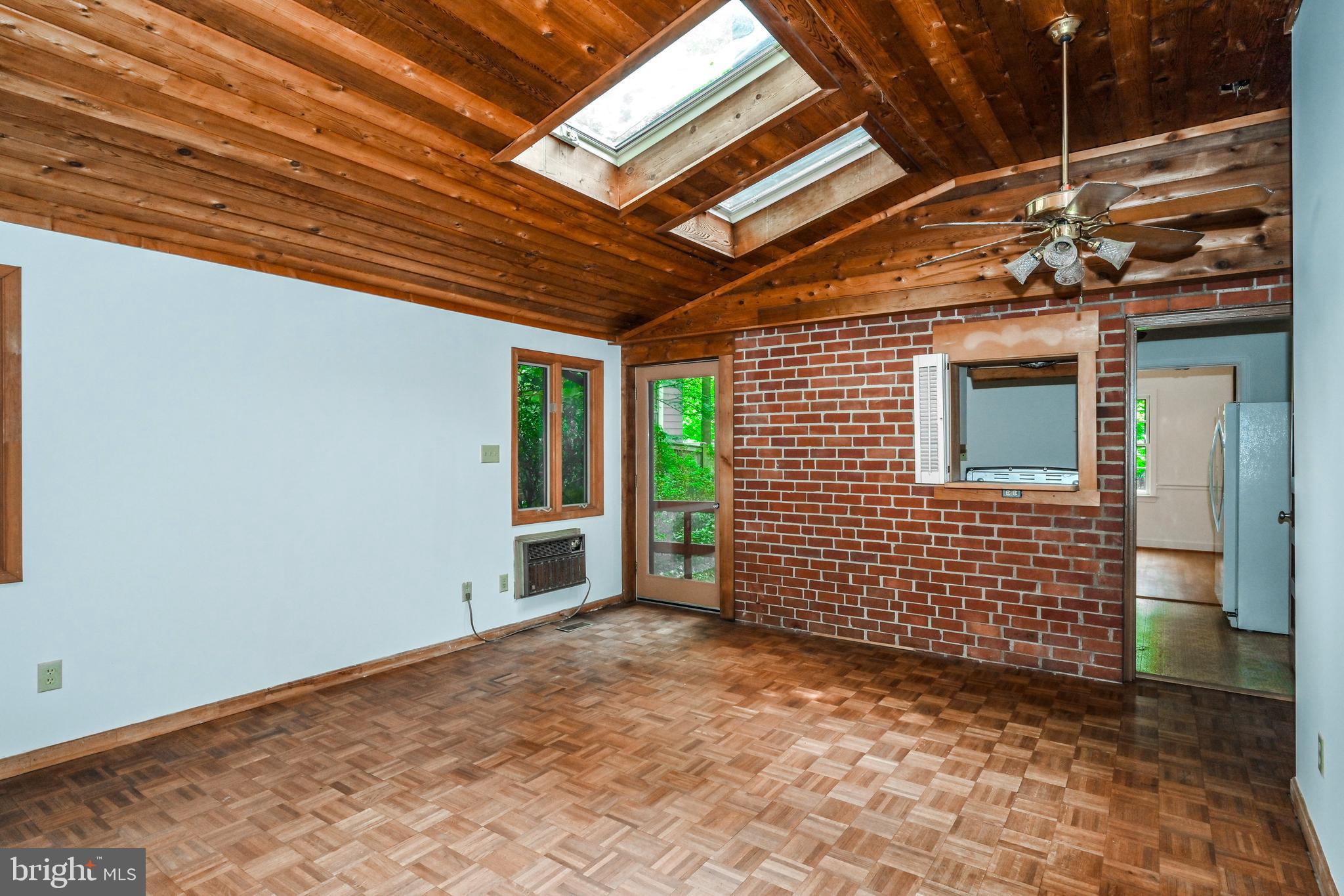 4122 26th Rd N