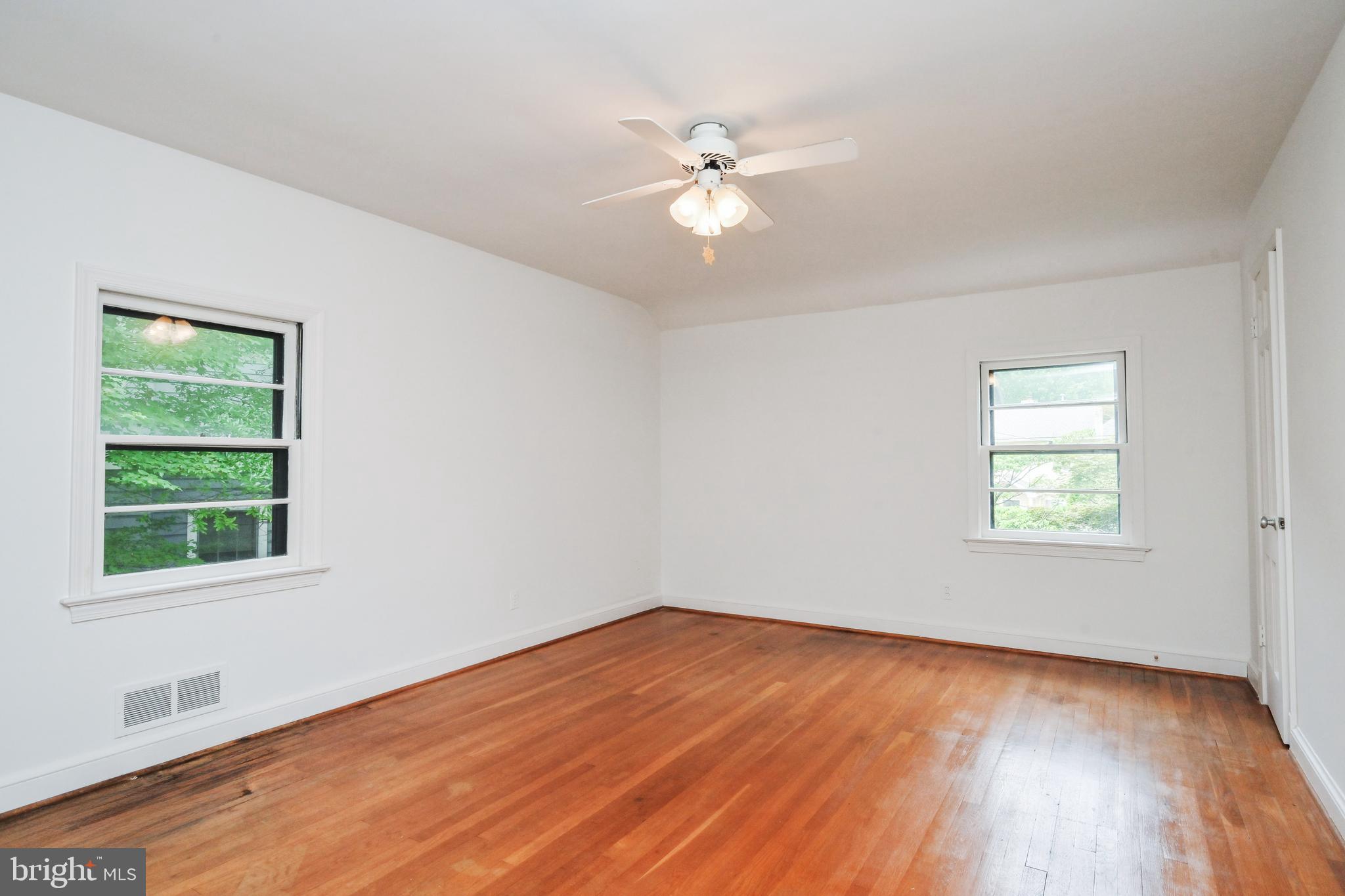 4122 26th Rd N