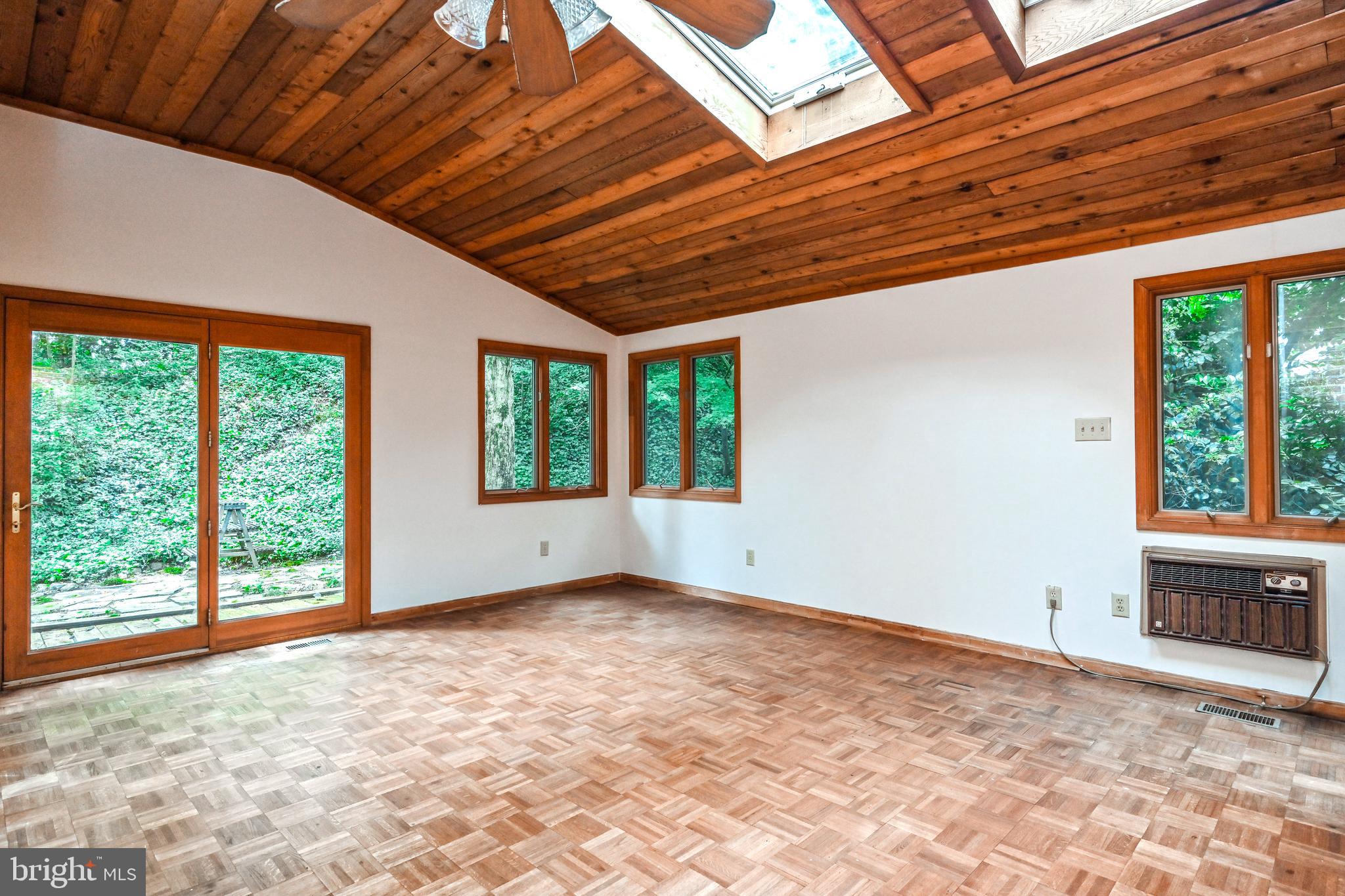4122 26th Rd N