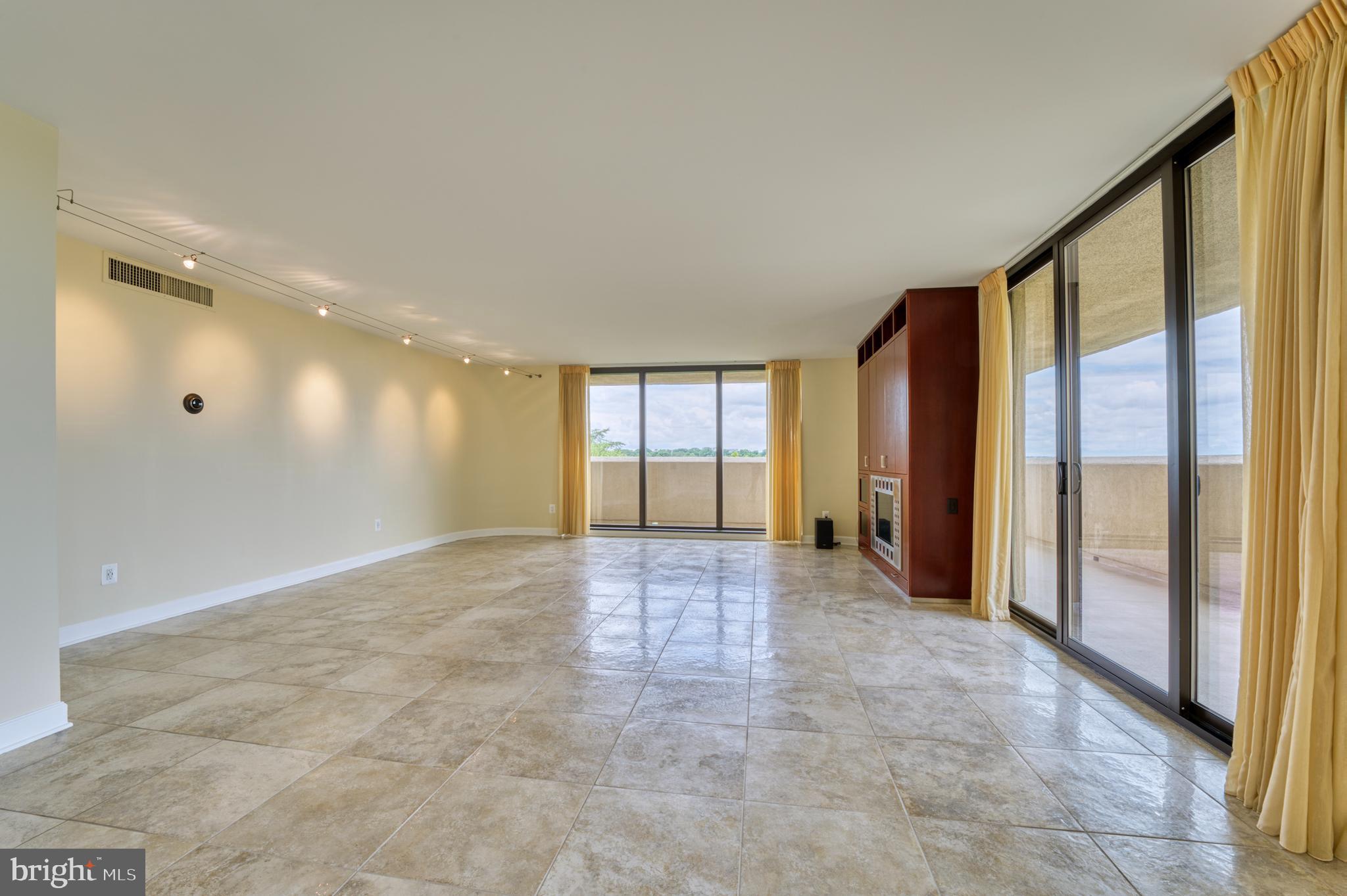 1101 S Ridge Rd #616