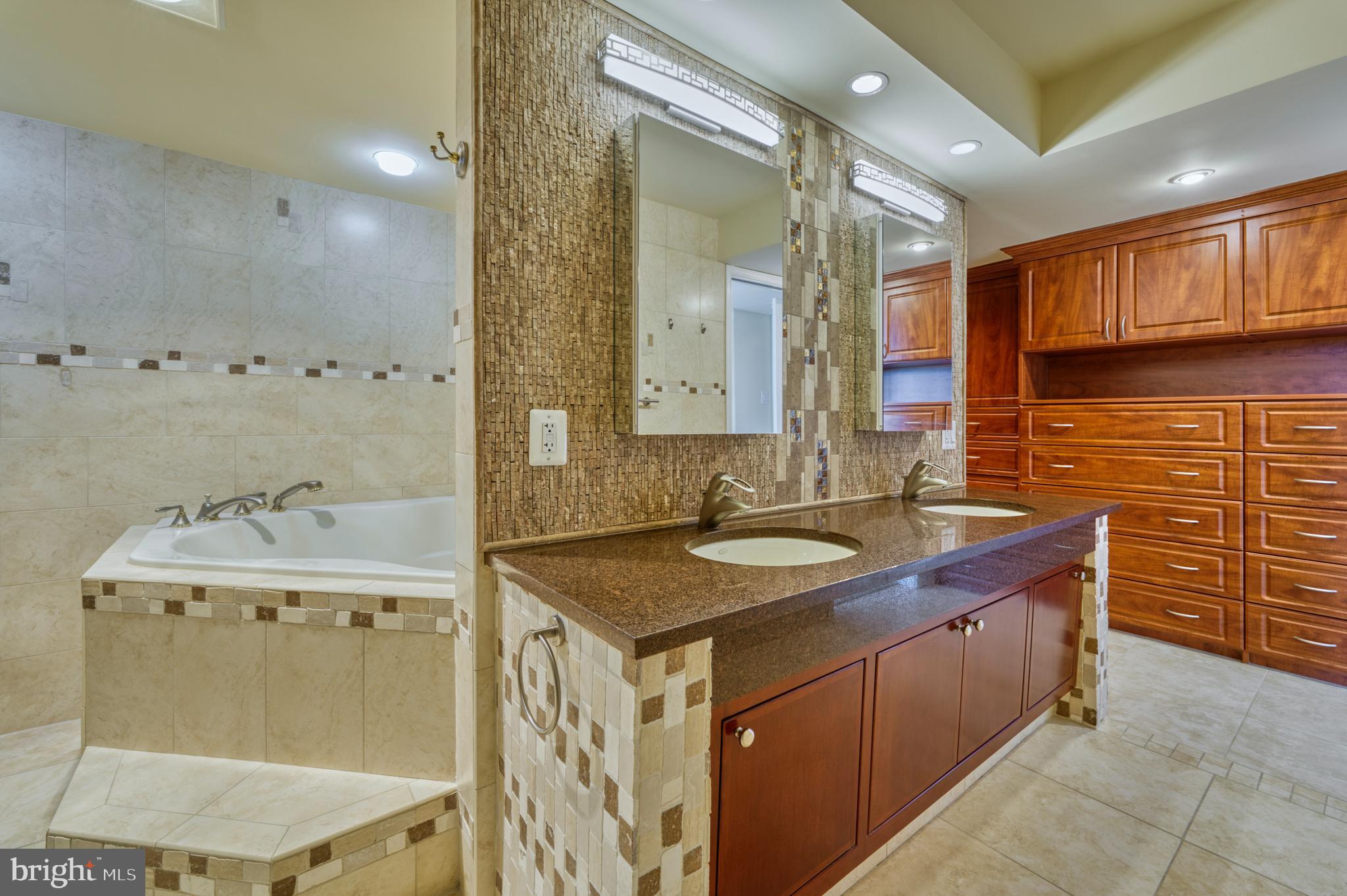1101 S Ridge Rd #616