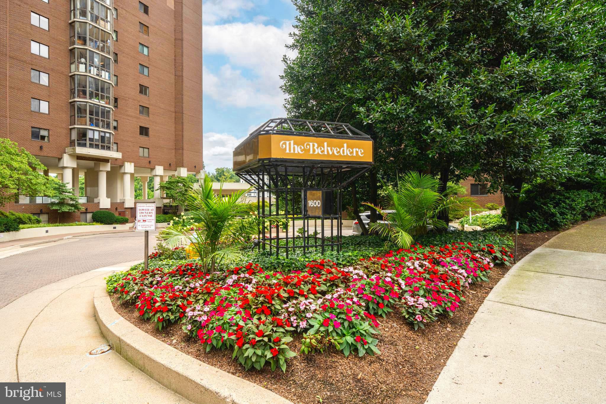 1600 N Oak St #1204