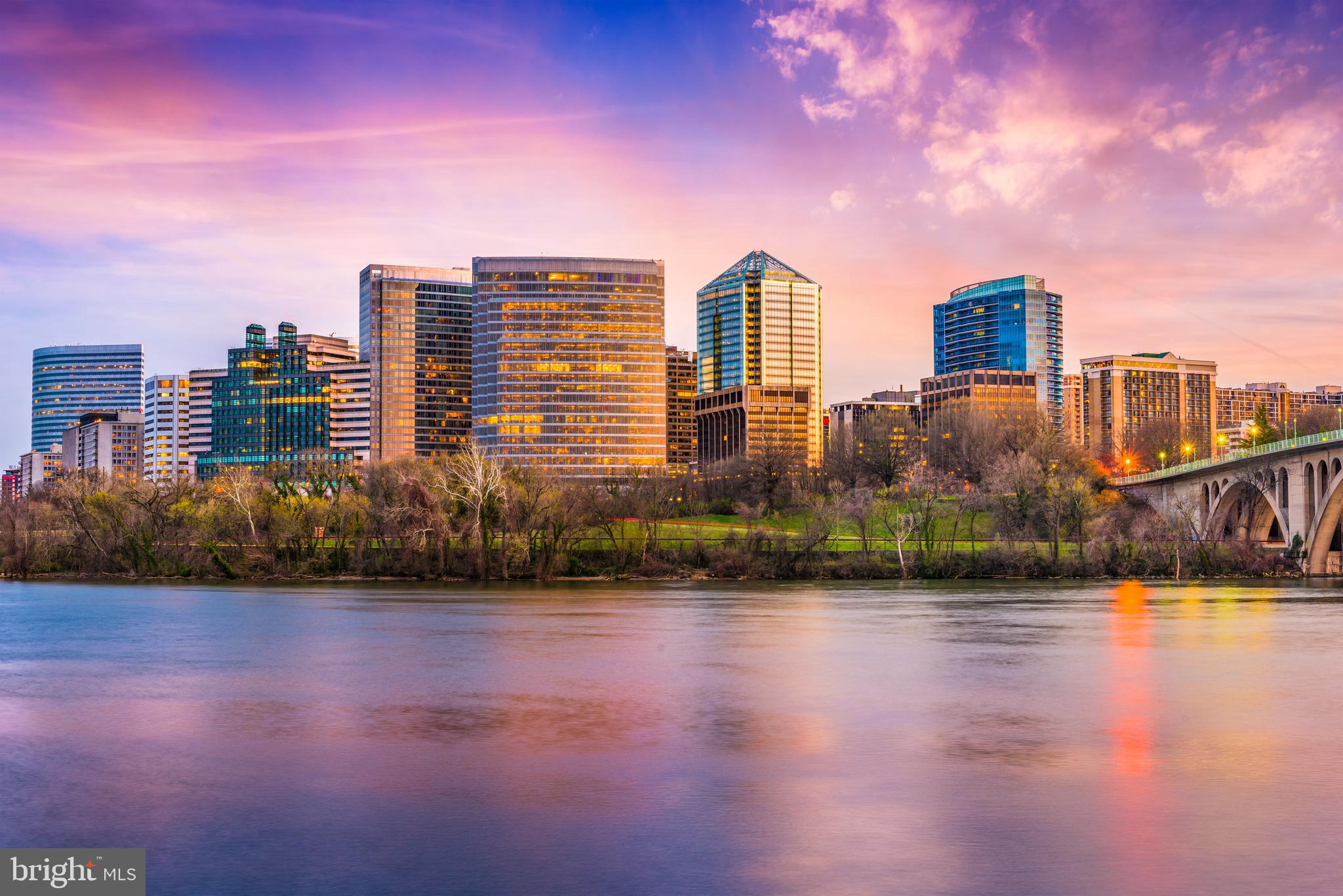 3173 S STAFFORD STREET