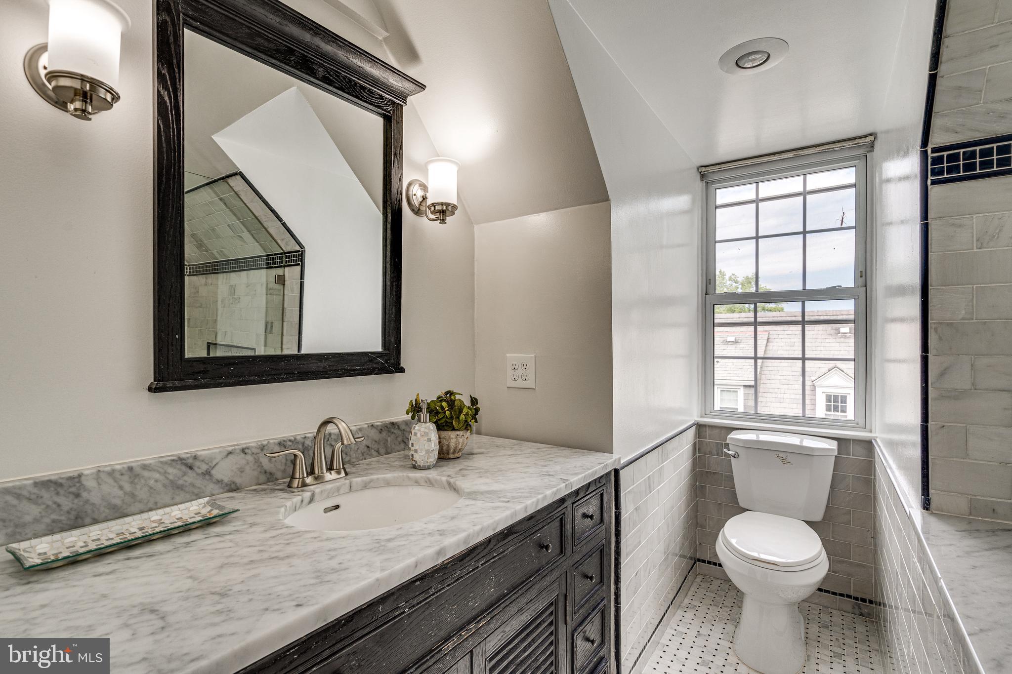 3173 S STAFFORD STREET