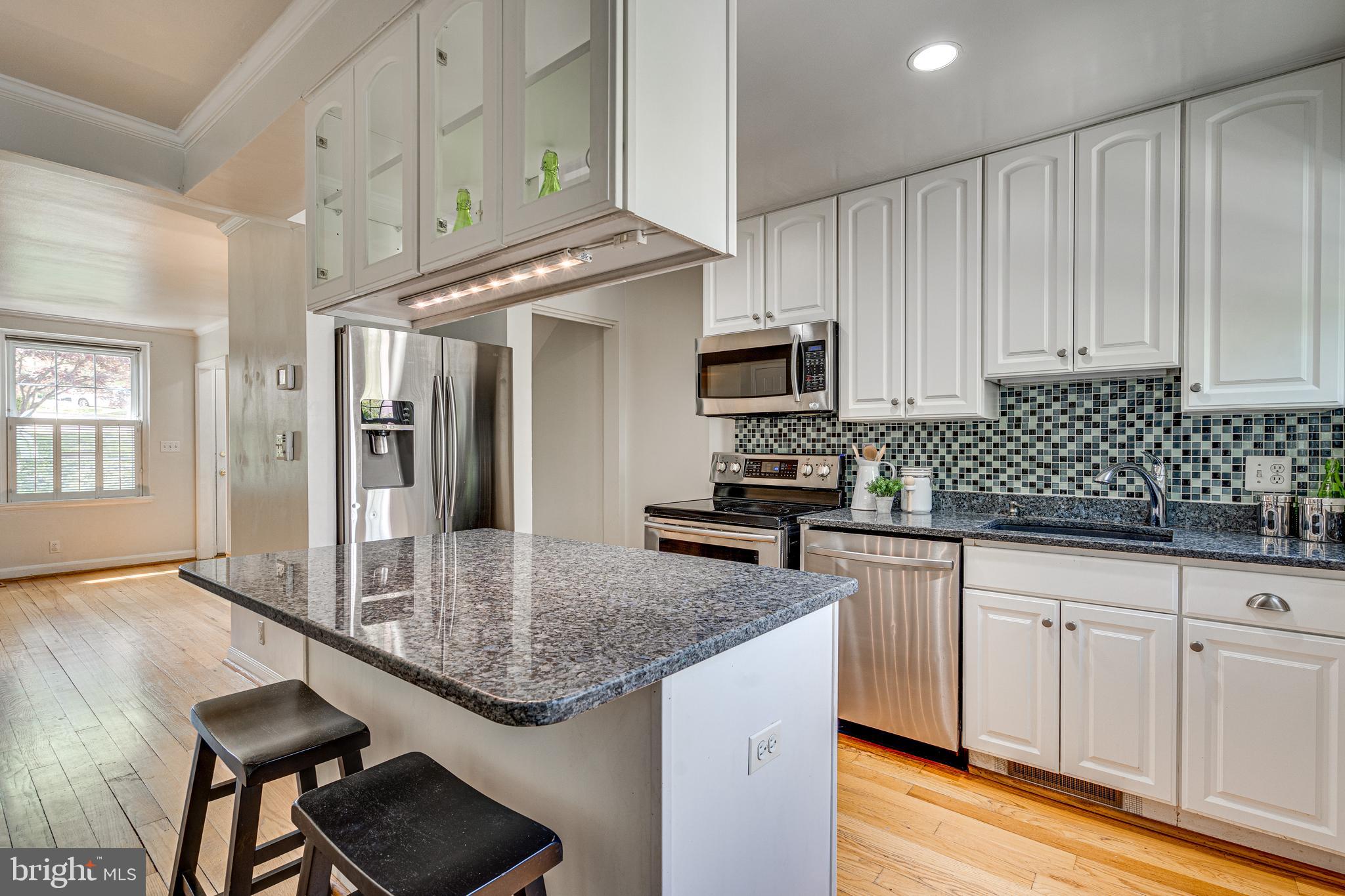 3173 S STAFFORD STREET