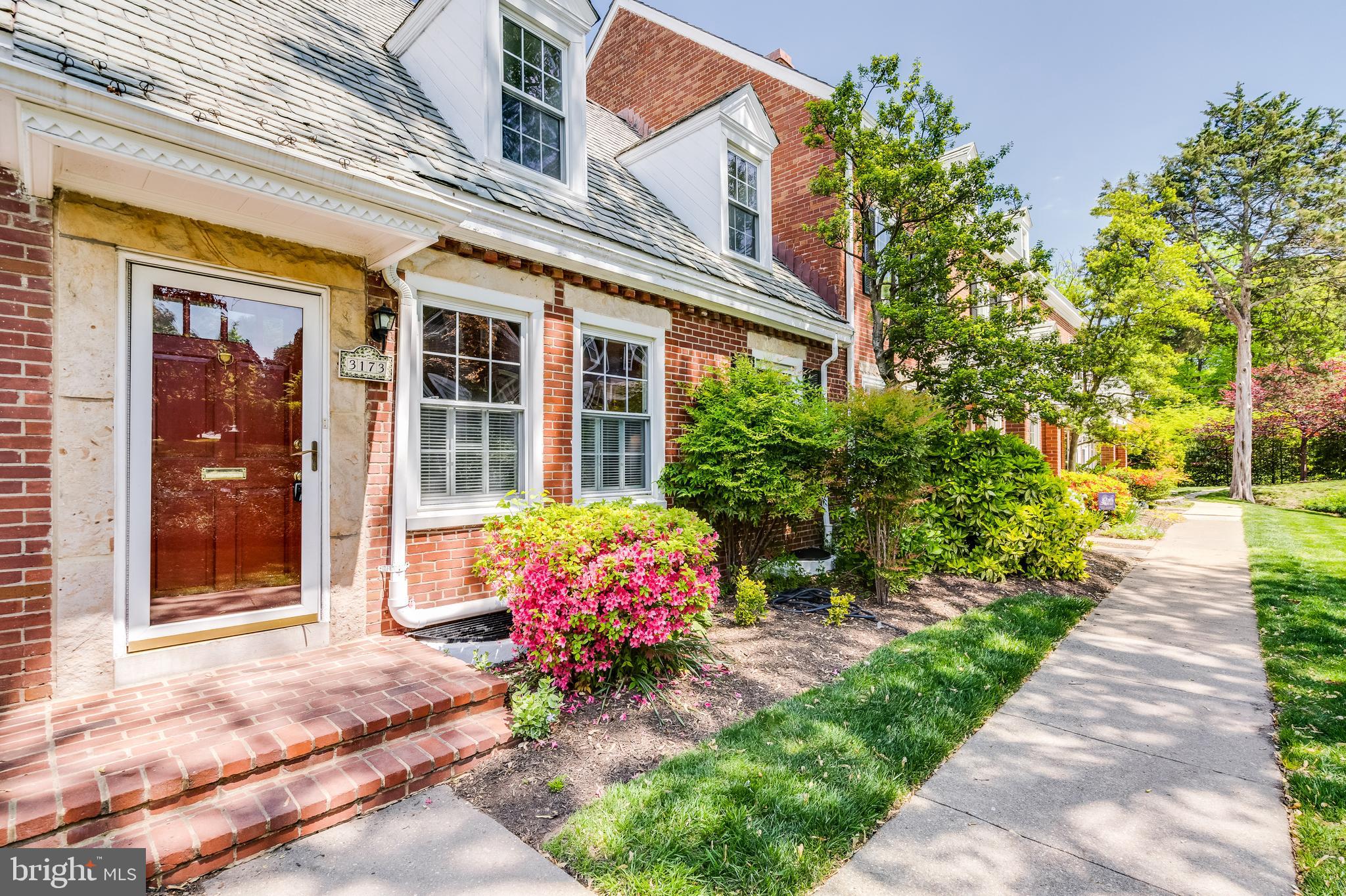 3173 S STAFFORD STREET