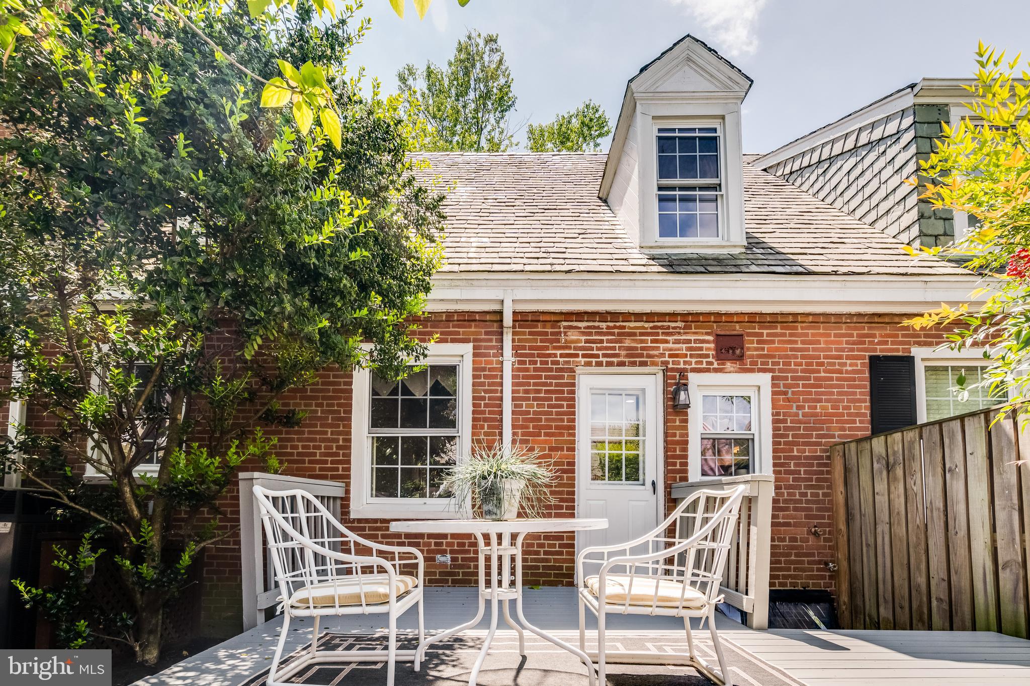 3173 S STAFFORD STREET