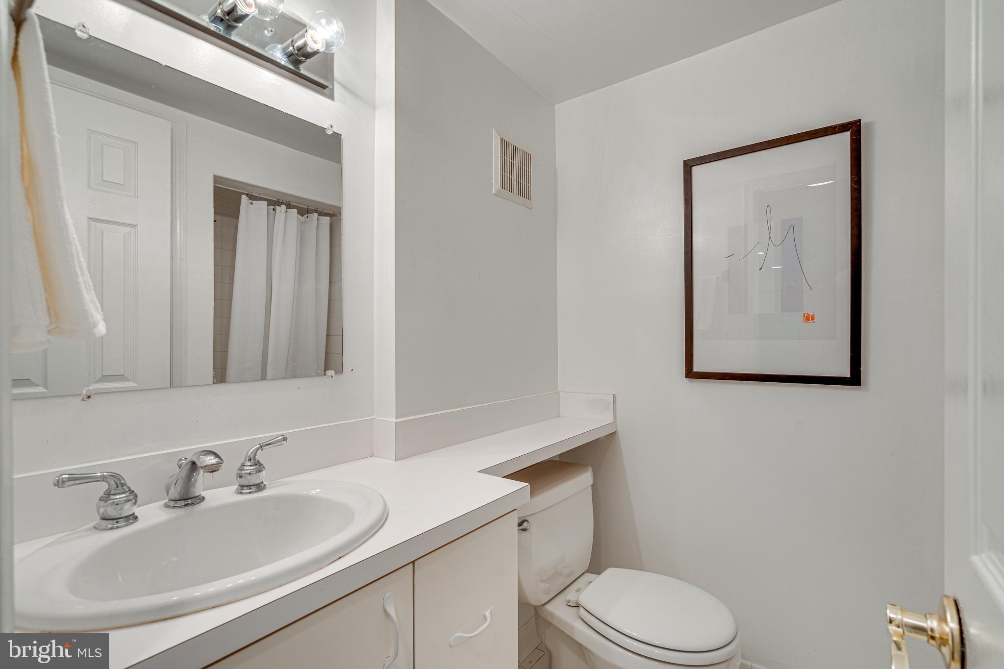 3173 S STAFFORD STREET