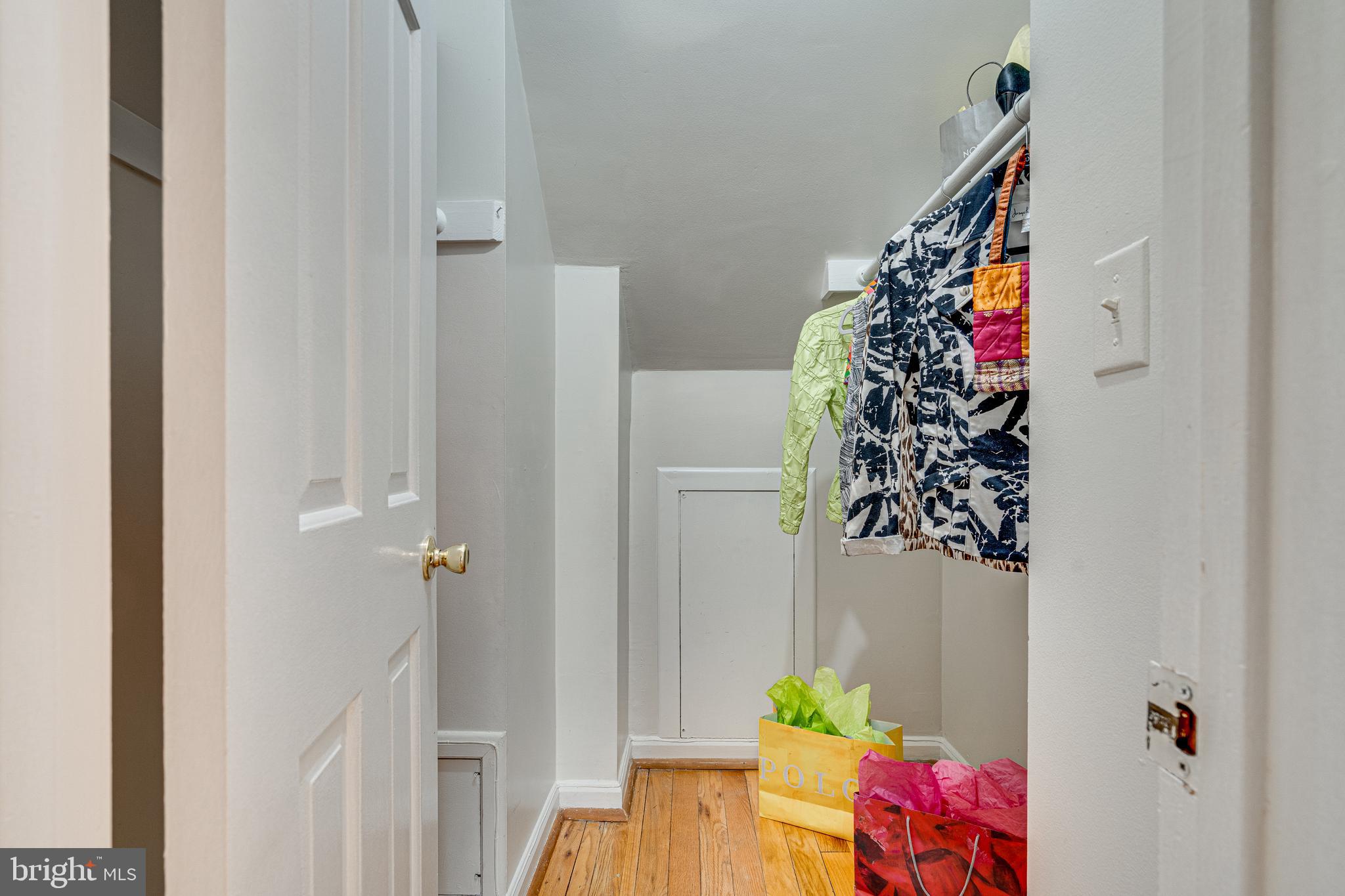 3173 S STAFFORD STREET