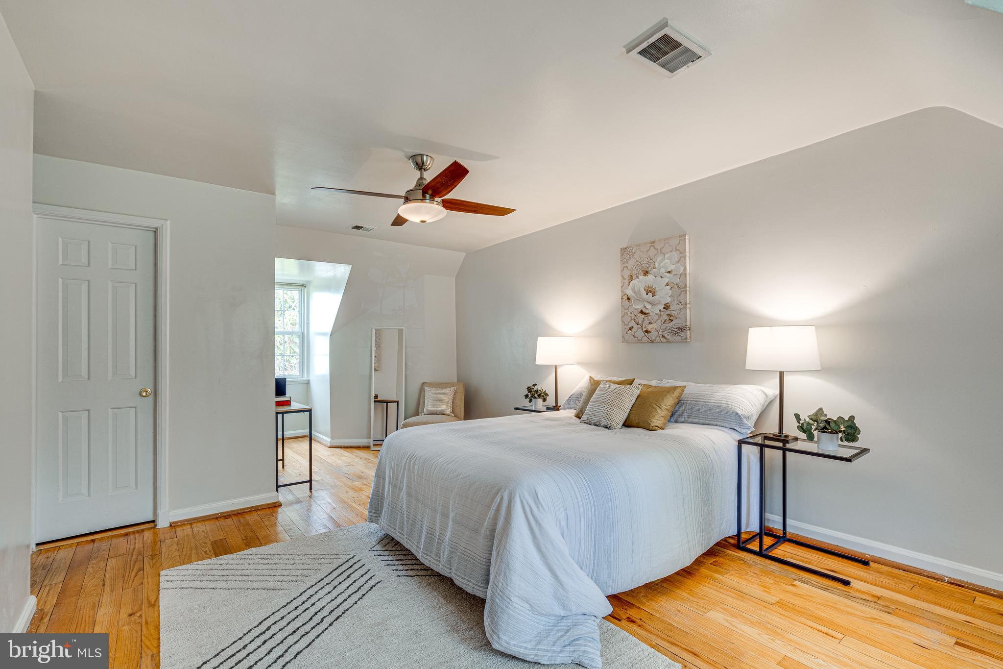 3173 S STAFFORD STREET