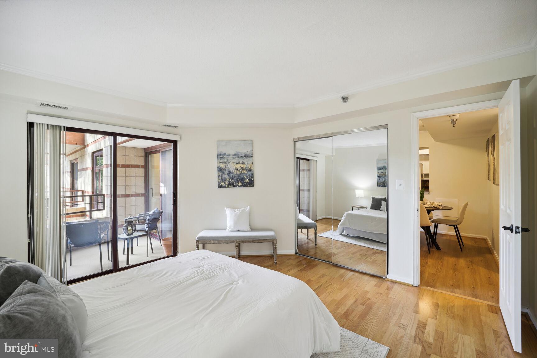 2400 Clarendon Blvd #201