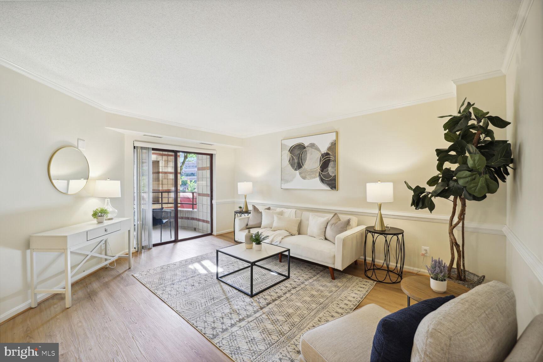 2400 Clarendon Blvd #201