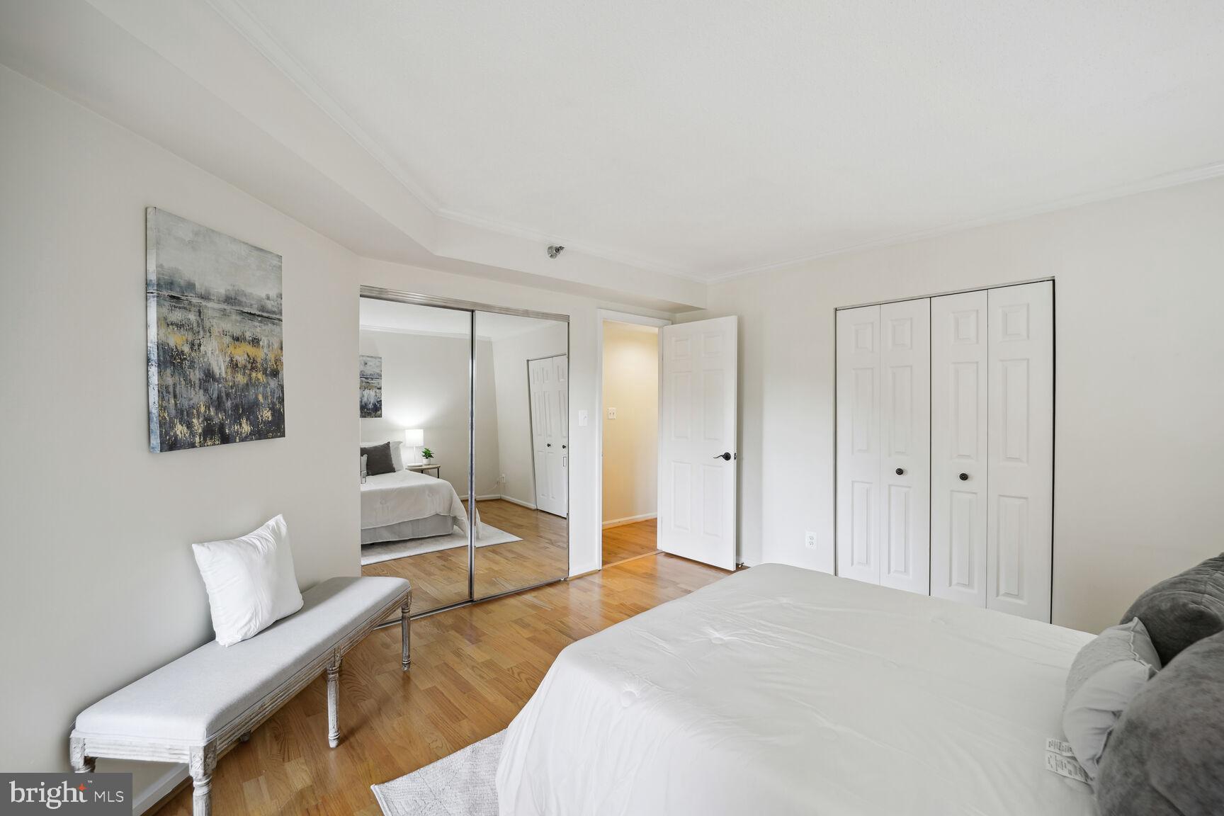 2400 Clarendon Blvd #201