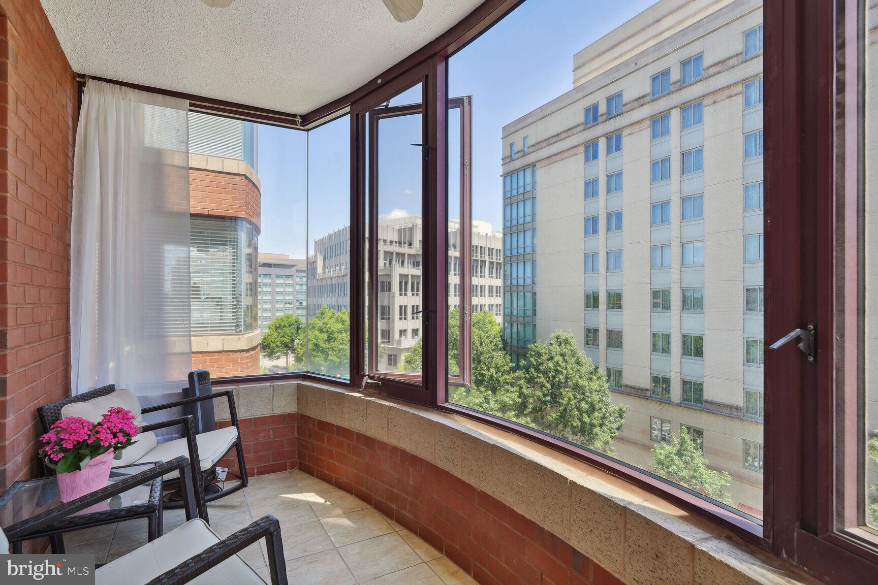 2400 CLARENDON BLVD #506